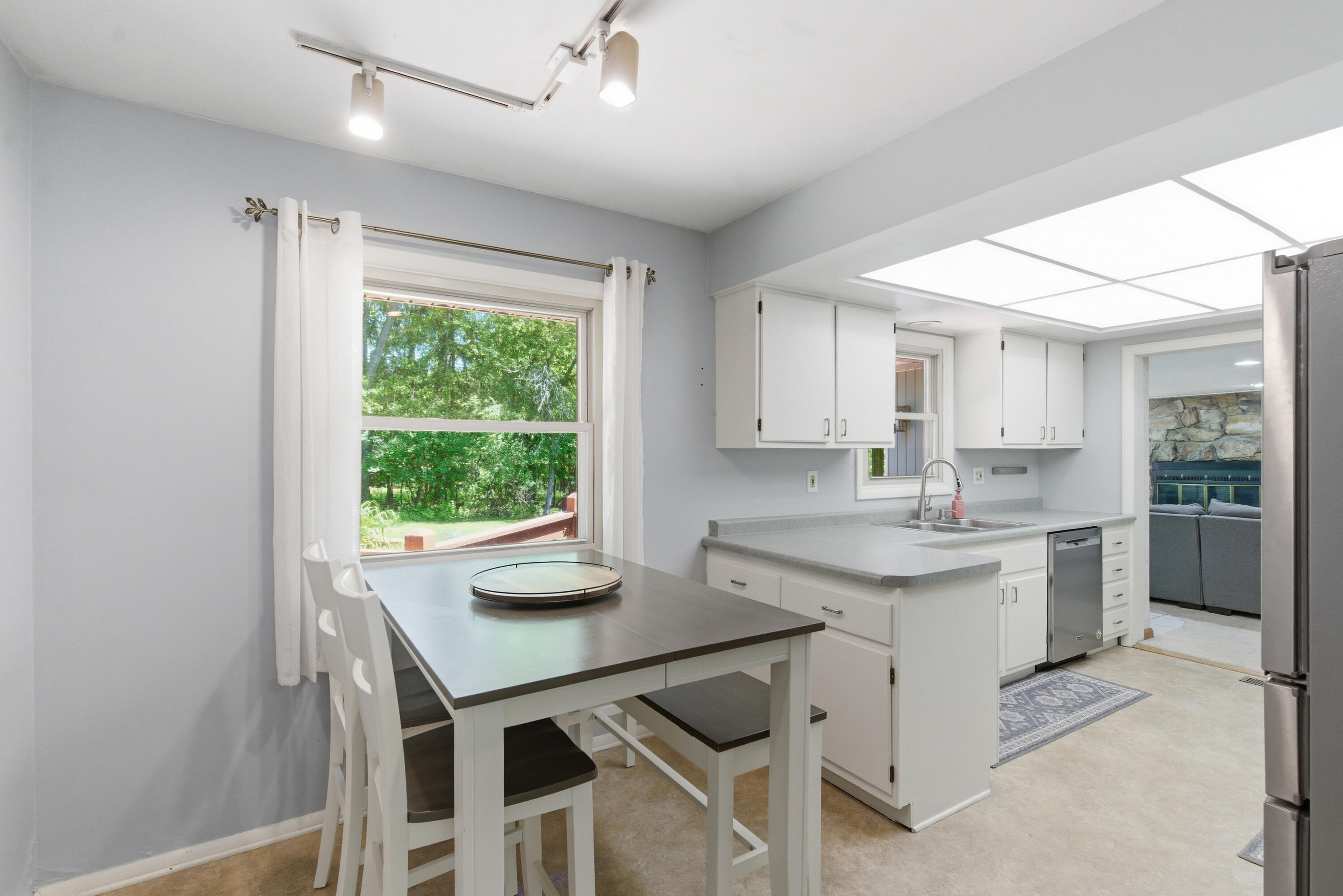 3312 Tamsin Avenue Kalamazoo MI 49008