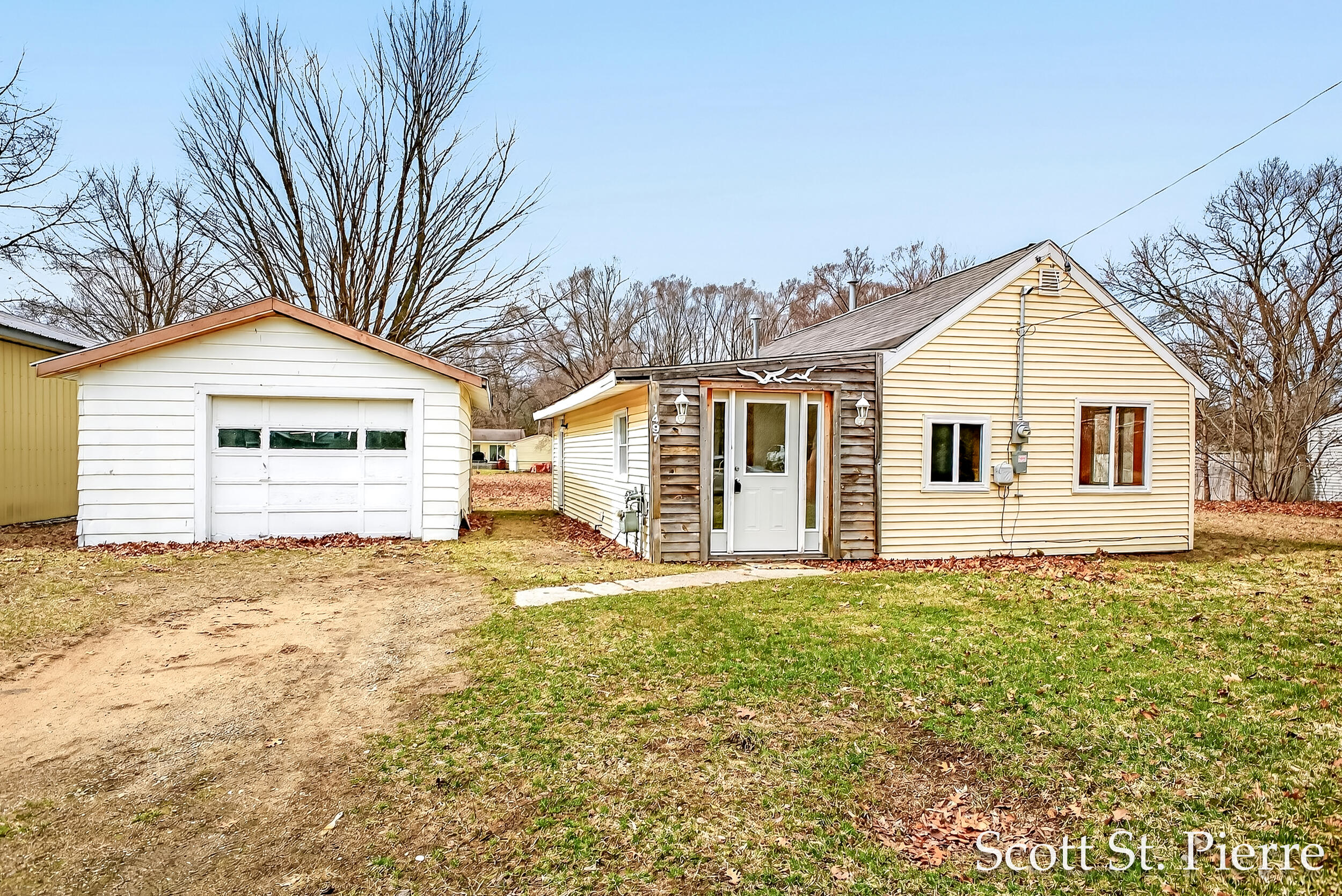1497 Riblet Street Muskegon MI 49445