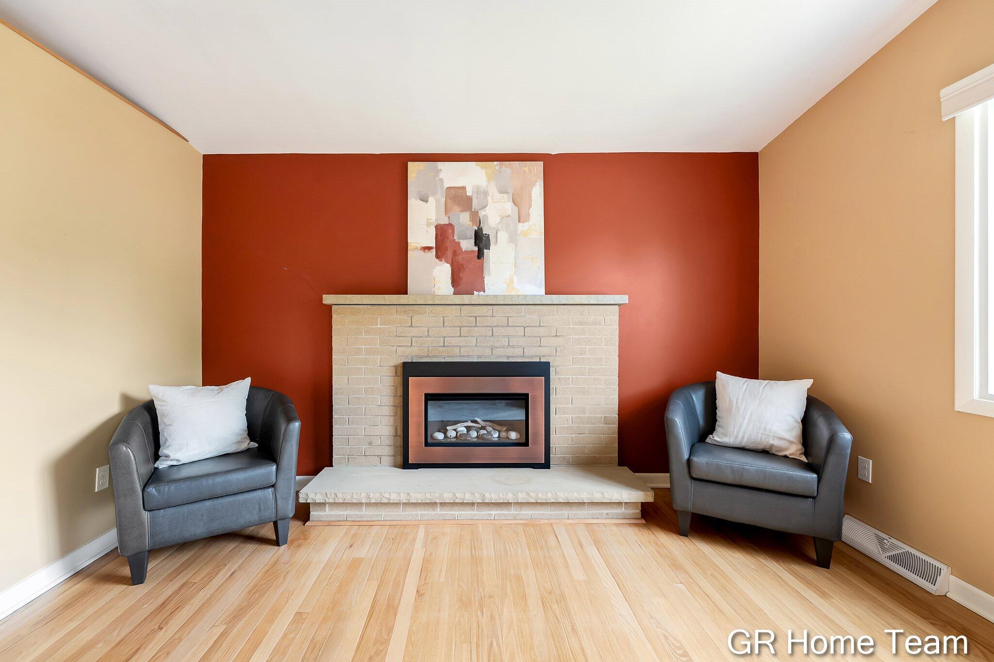 895 Bellewood Drive SE Grand Rapids MI 49508
