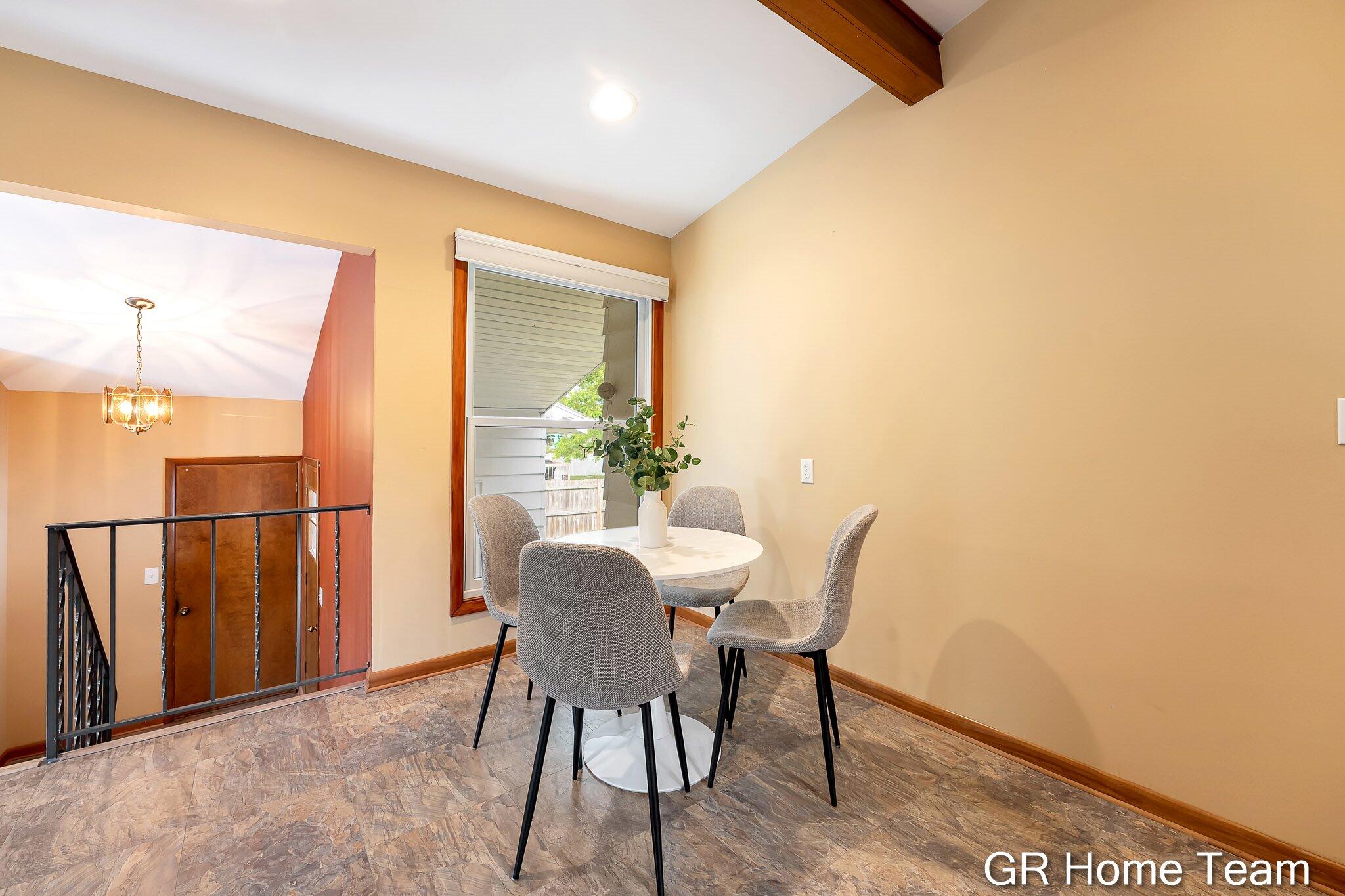 895 Bellewood Drive SE Grand Rapids MI 49508