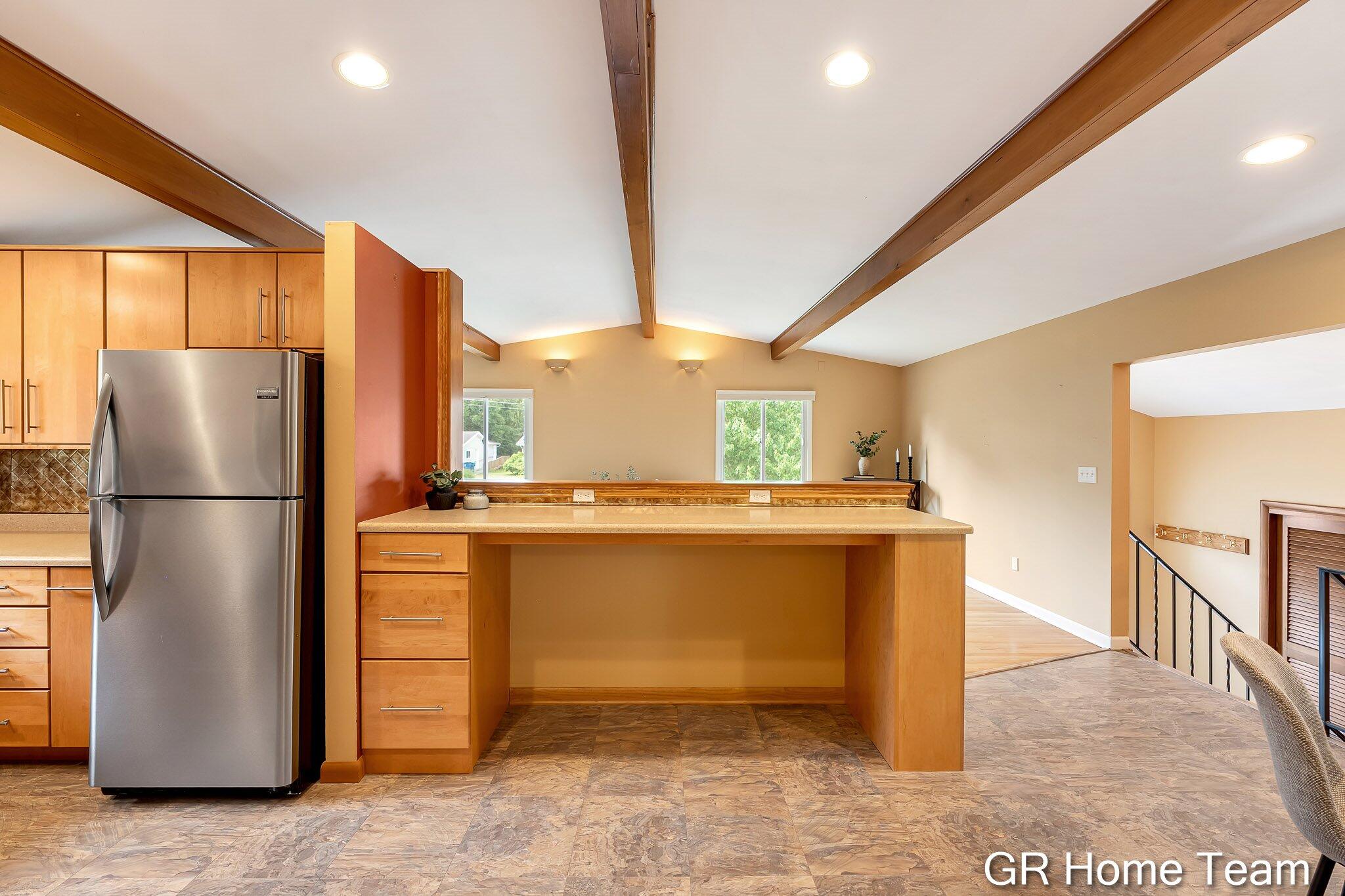 895 Bellewood Drive SE Grand Rapids MI 49508