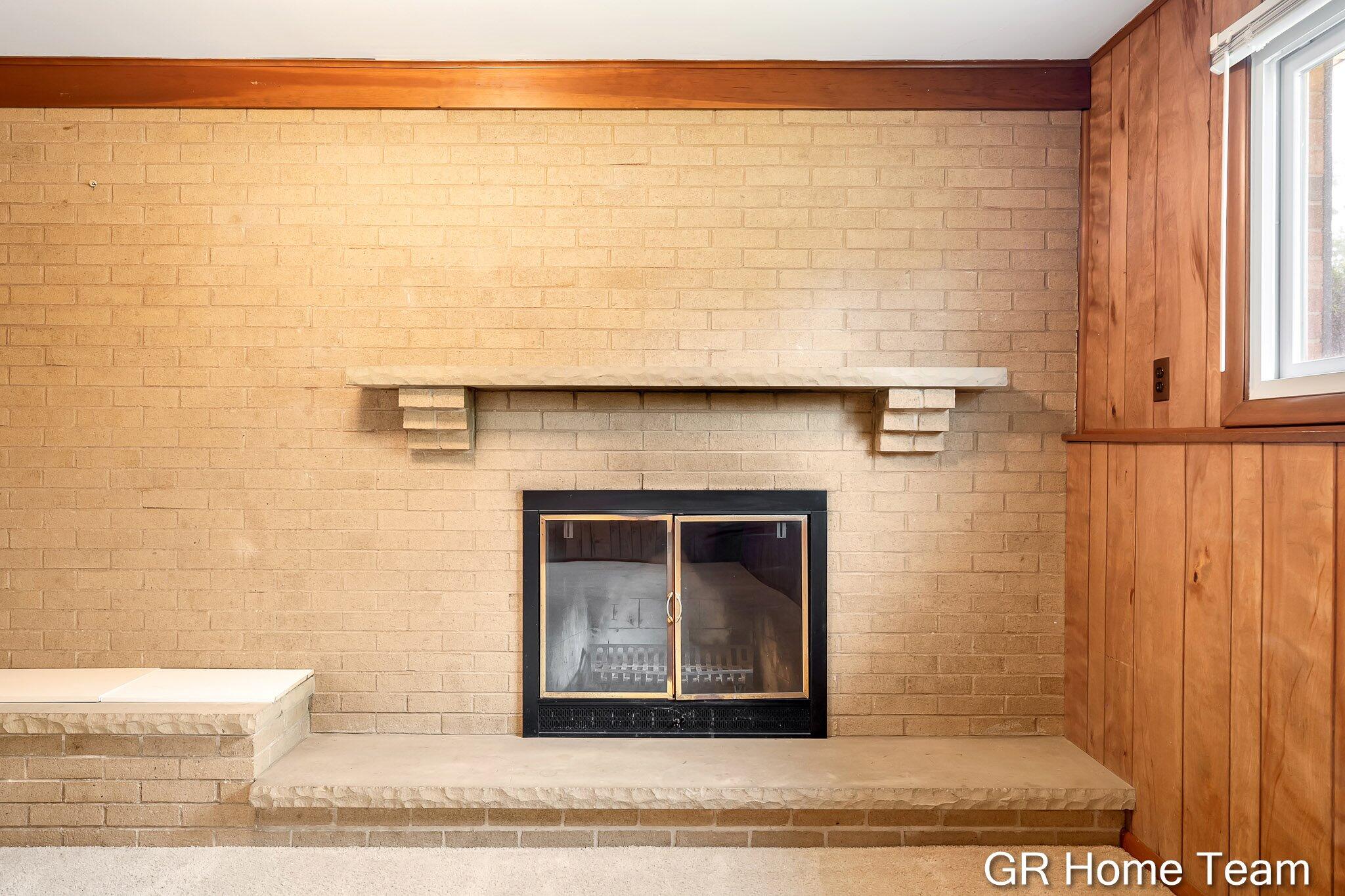 895 Bellewood Drive SE Grand Rapids MI 49508