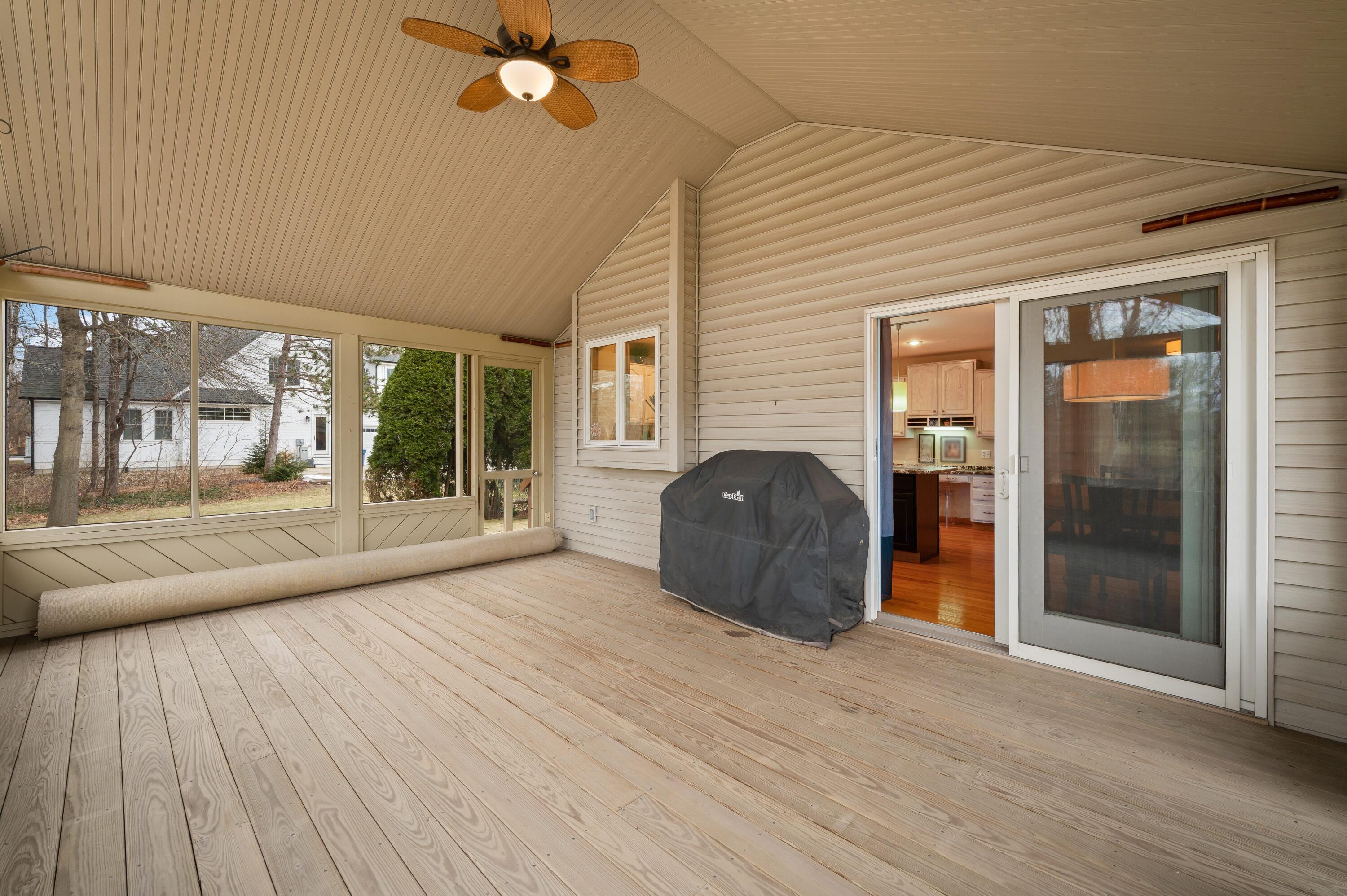 9847 Quail Run Court Bridgman MI 49106