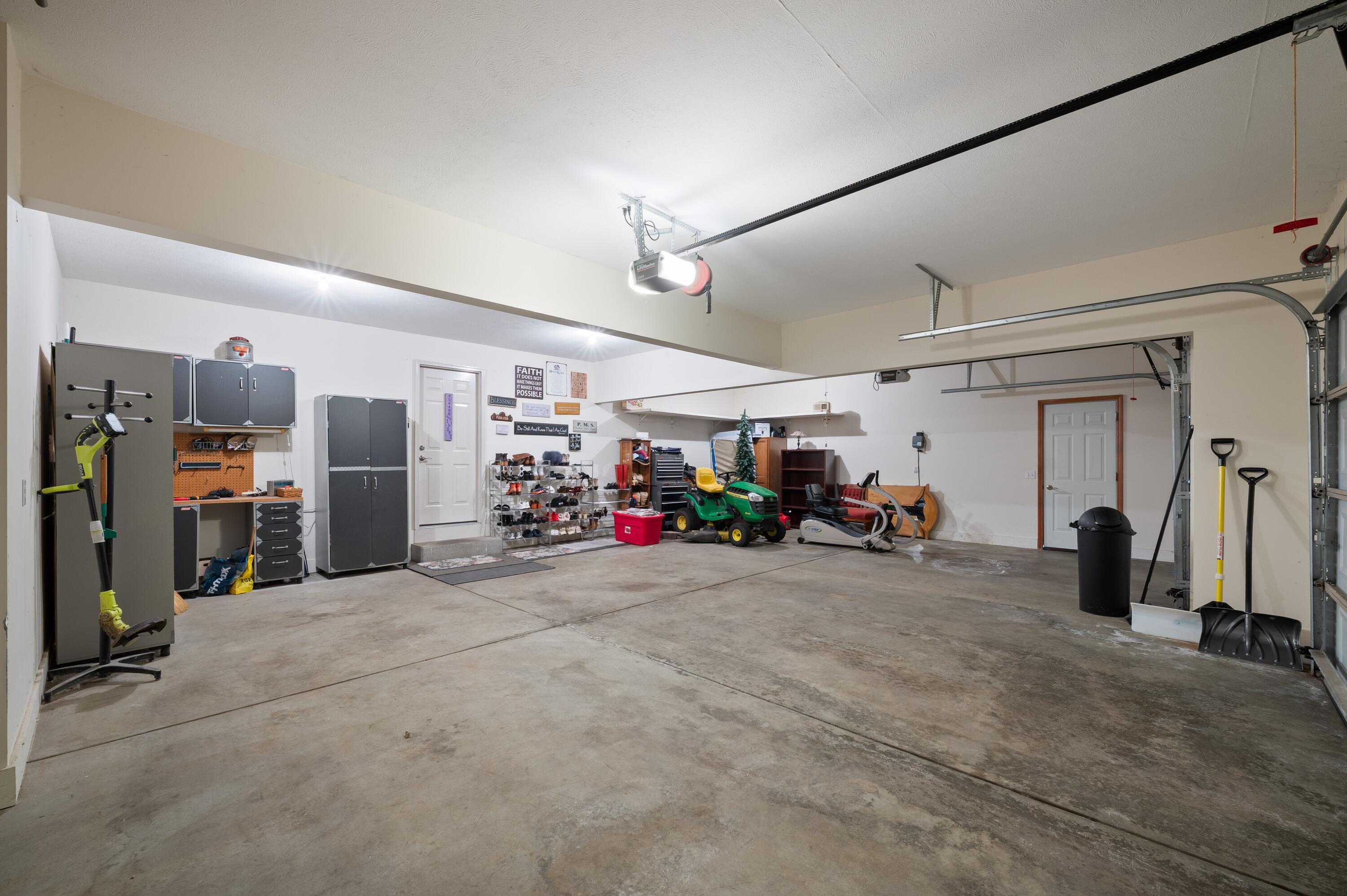 9847 Quail Run Court Bridgman MI 49106