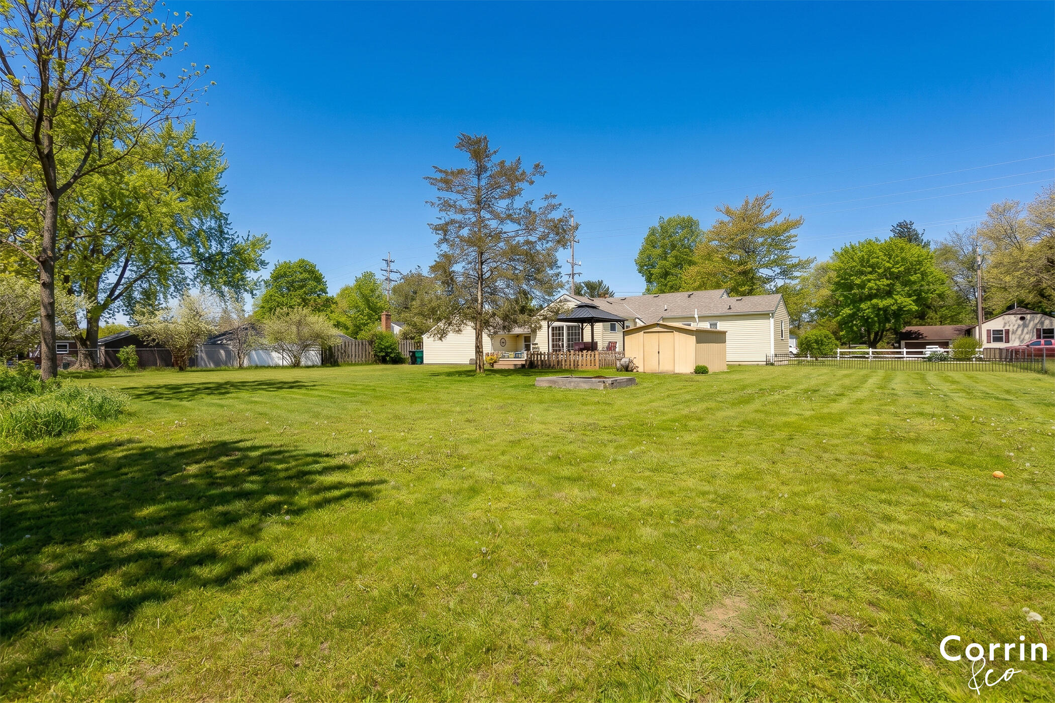 3708 Benjamin Avenue NE Grand Rapids MI 49525