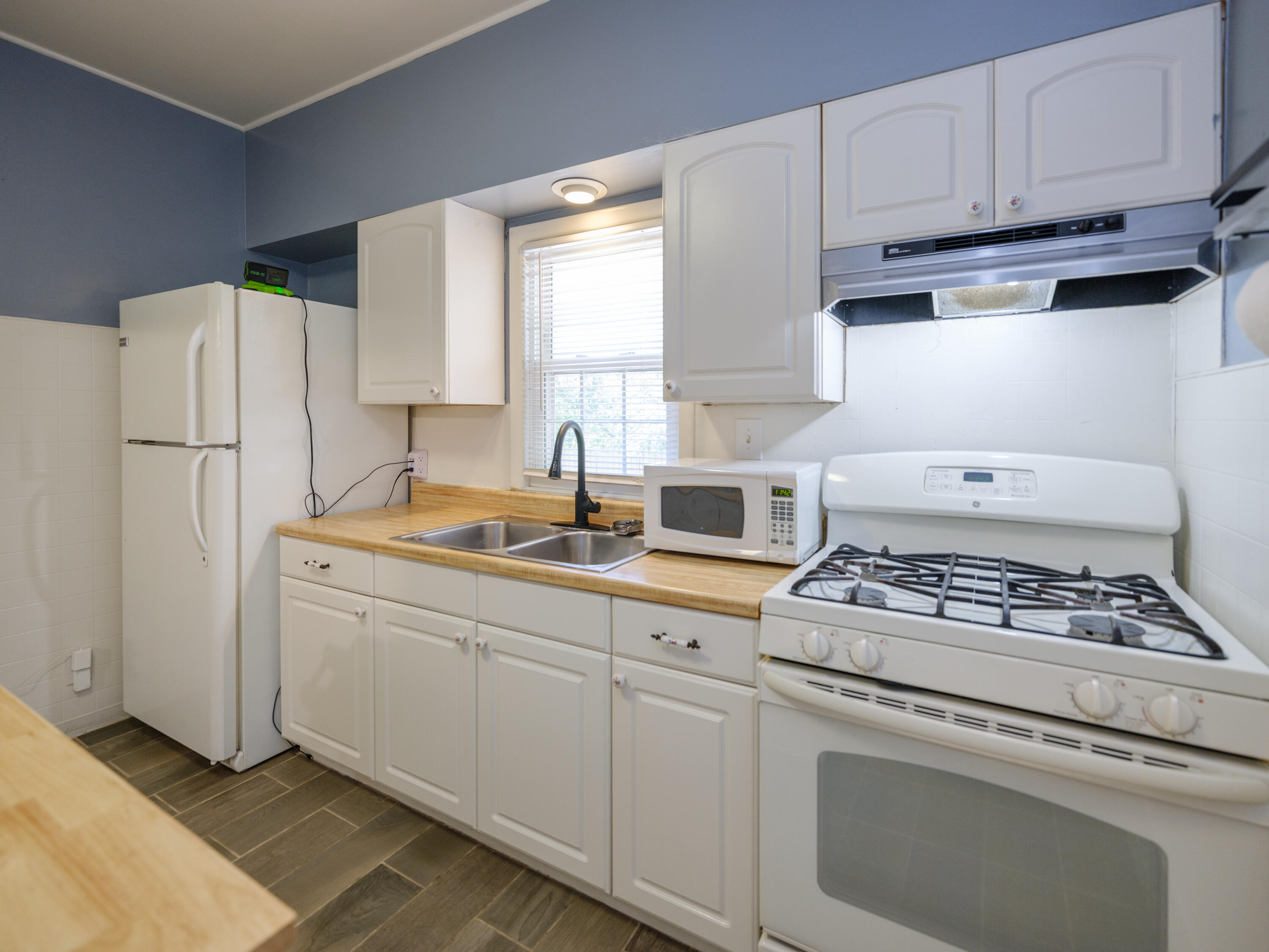 812 Washburn Avenue Kalamazoo MI 49048