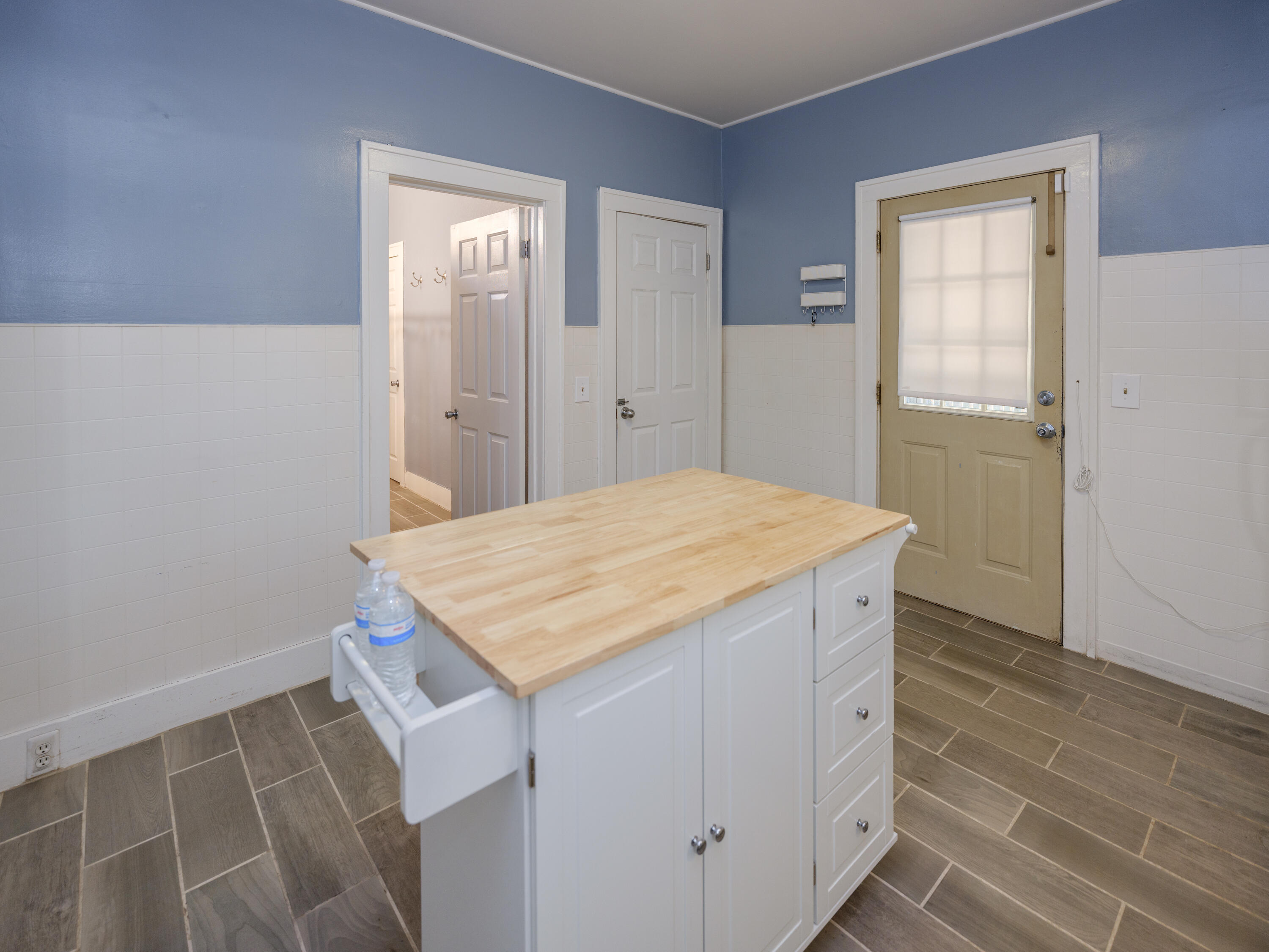 812 Washburn Avenue Kalamazoo MI 49048