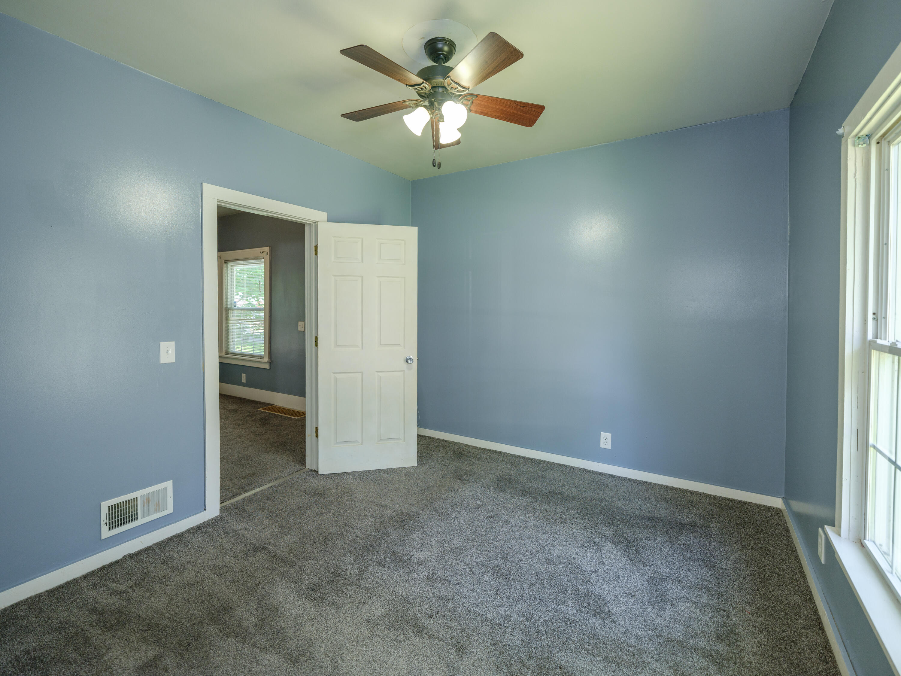 812 Washburn Avenue Kalamazoo MI 49048