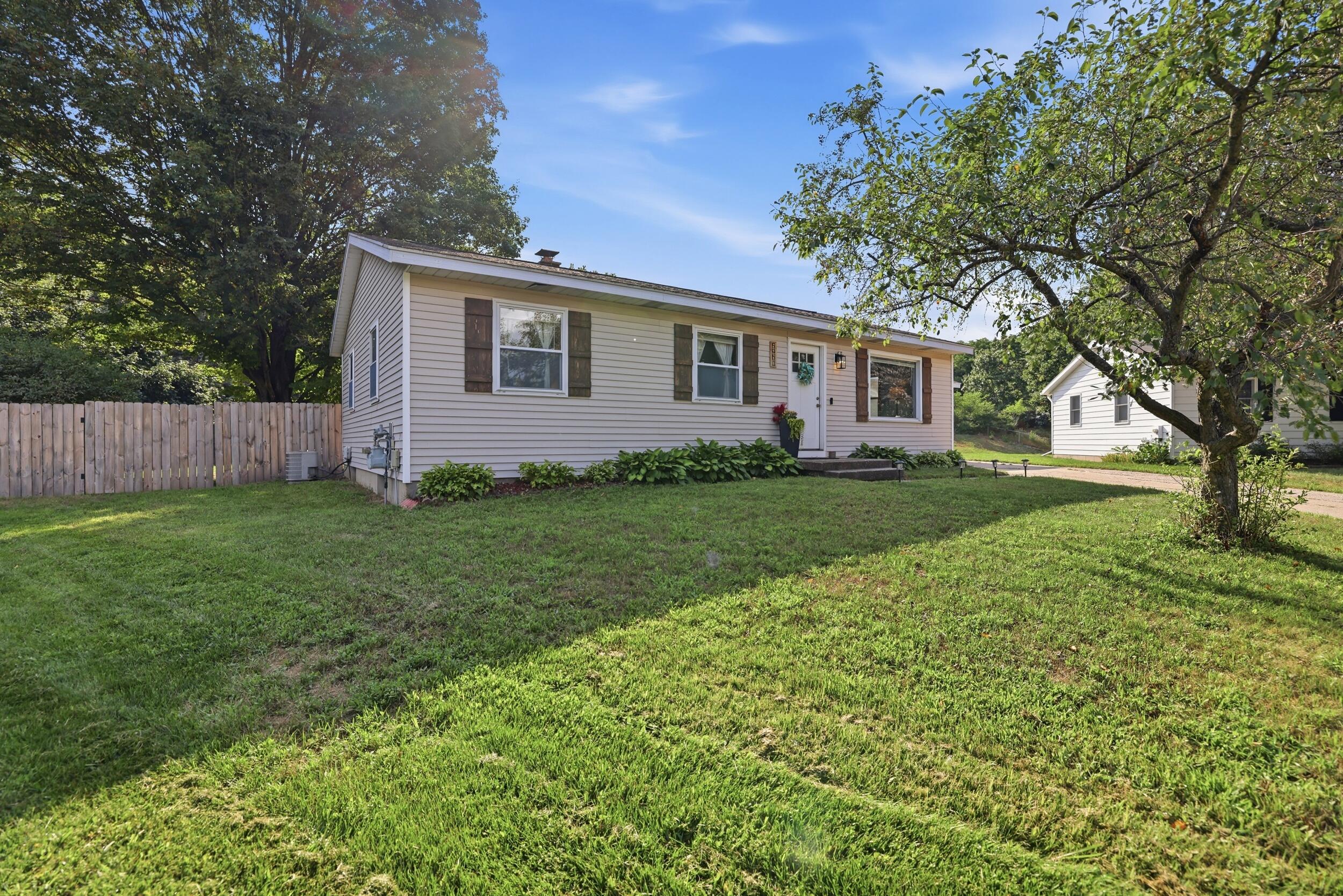 5951 Brookridge Court SE Grand Rapids MI 49508