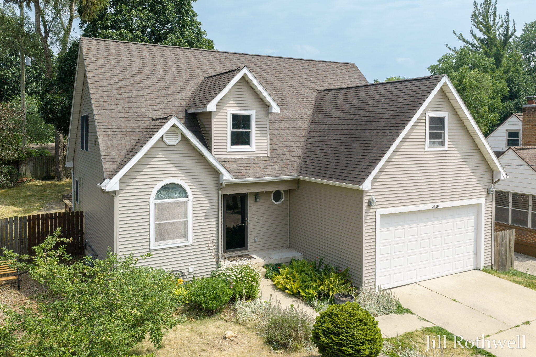 2228 Coit Avenue NE Grand Rapids MI 49505