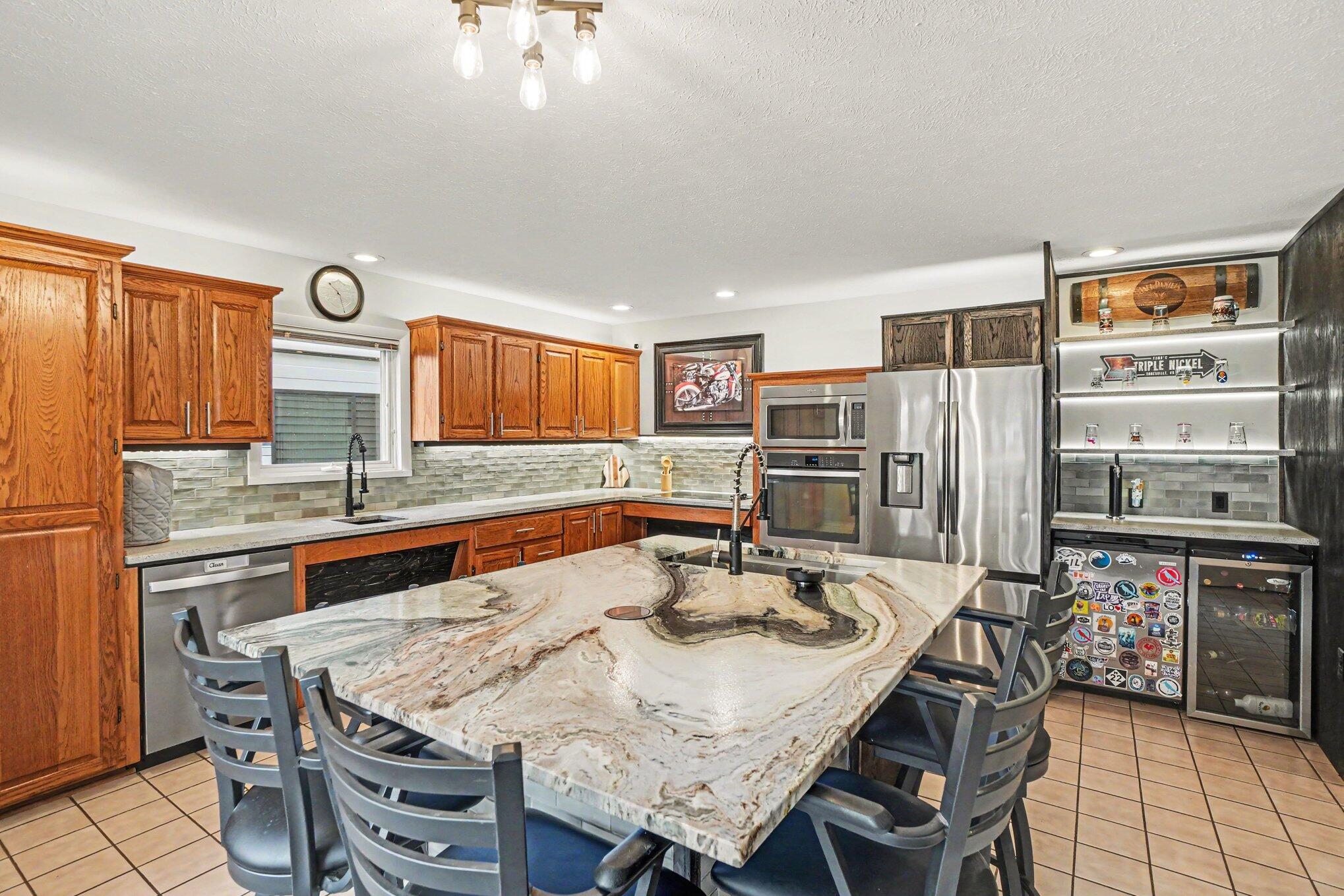 579 Howard Avenue Holland MI 49424