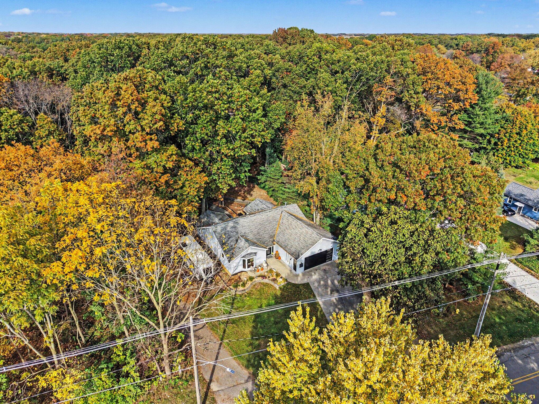 579 Howard Avenue Holland MI 49424