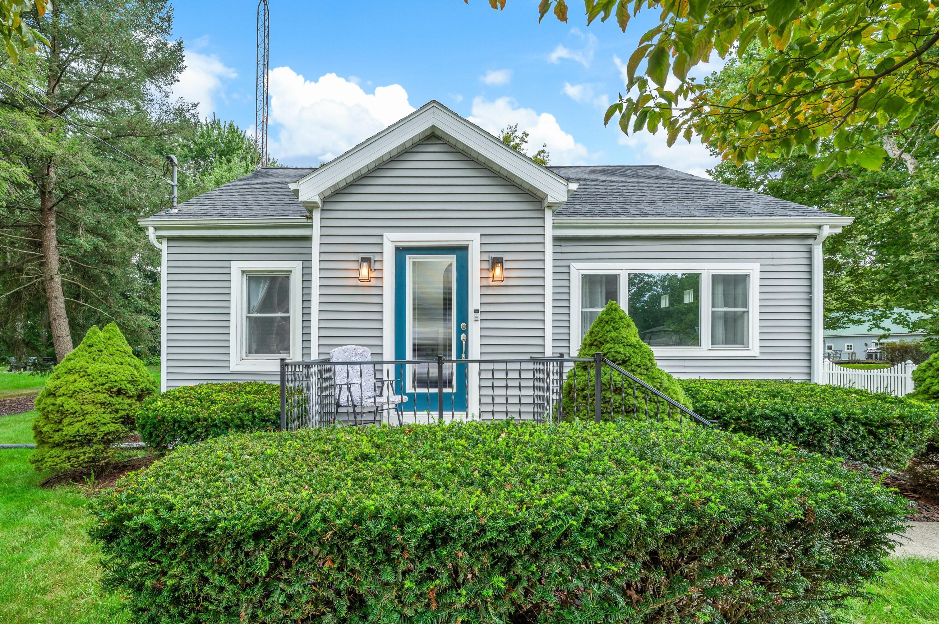 4604 Cleveland Avenue Stevensville MI 49127