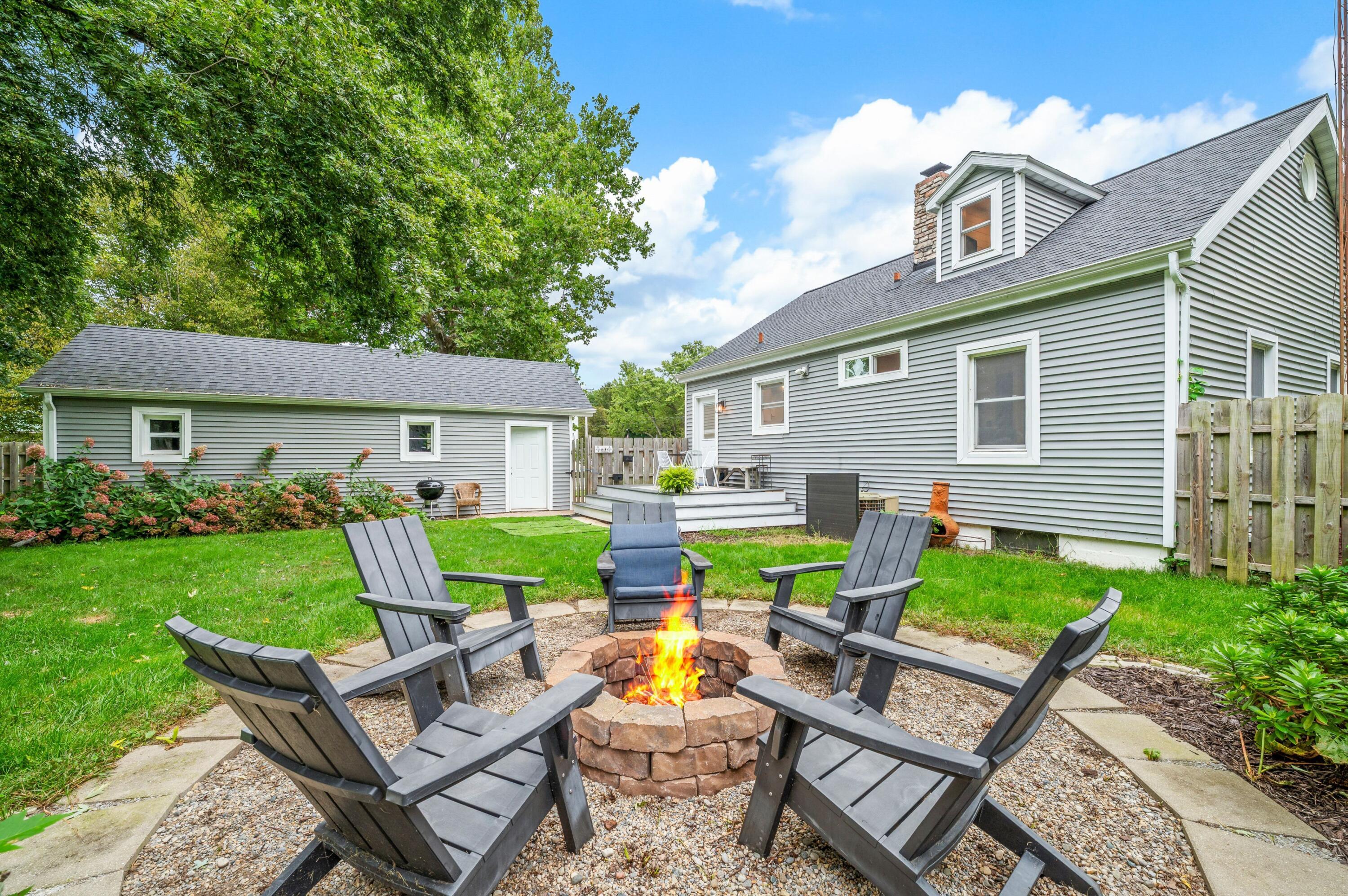 4604 Cleveland Avenue Stevensville MI 49127