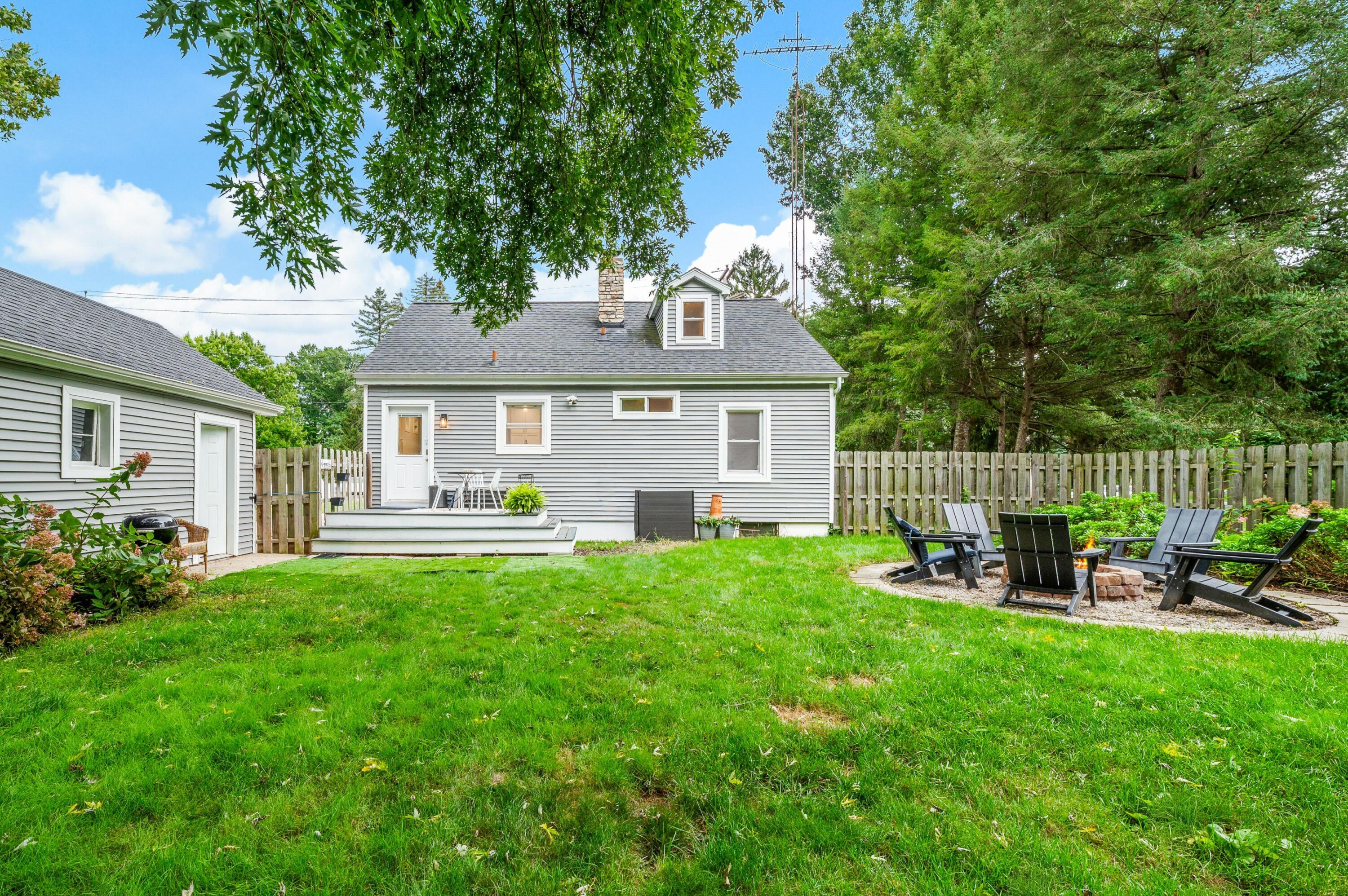 4604 Cleveland Avenue Stevensville MI 49127