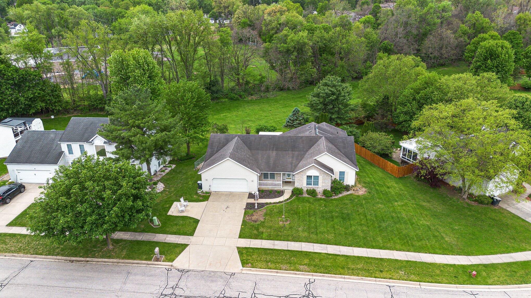 703 Ottawa Court Buchanan MI 49107