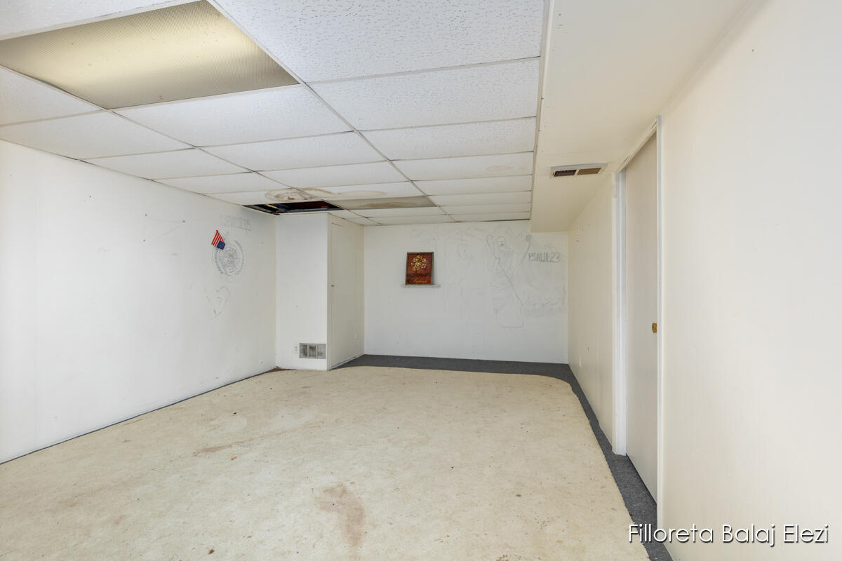 5640 Kraft Avenue SE Grand Rapids MI 49512
