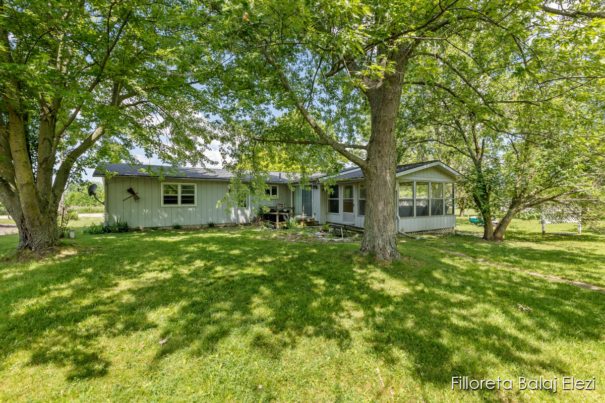 5640 Kraft Avenue SE Grand Rapids MI 49512
