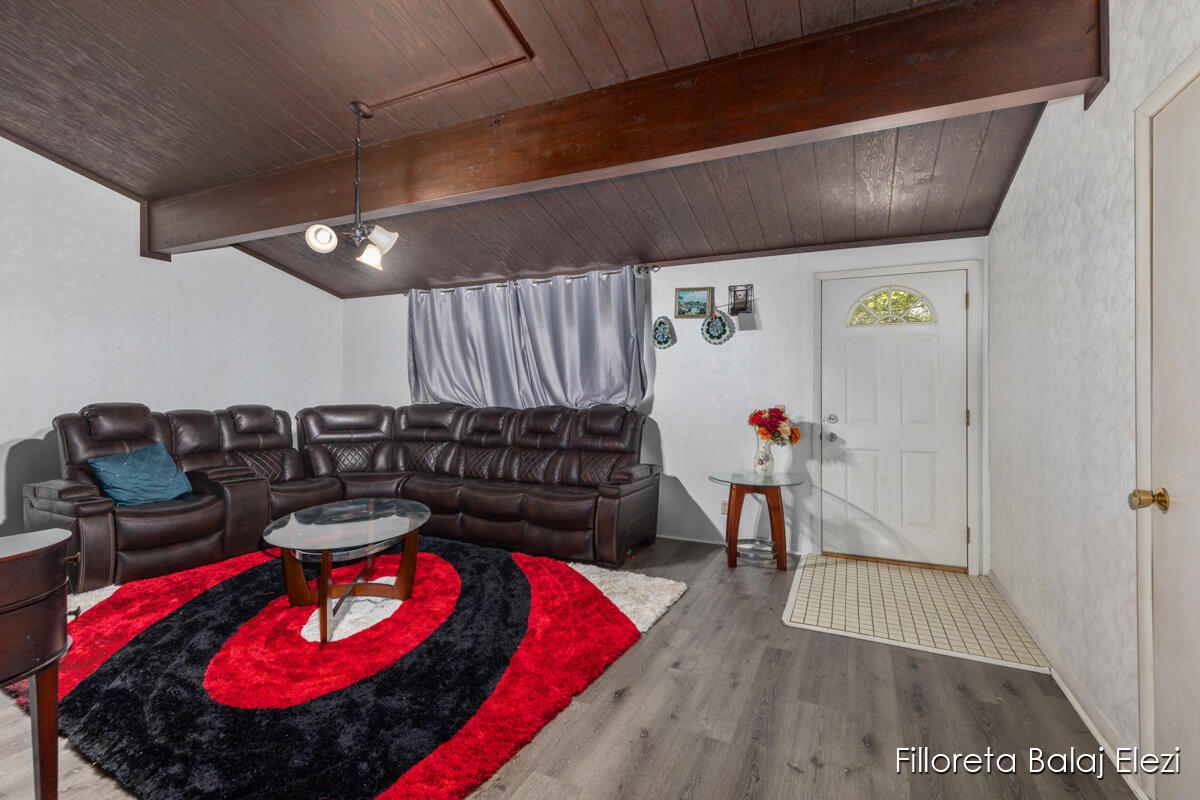 5640 Kraft Avenue SE Grand Rapids MI 49512