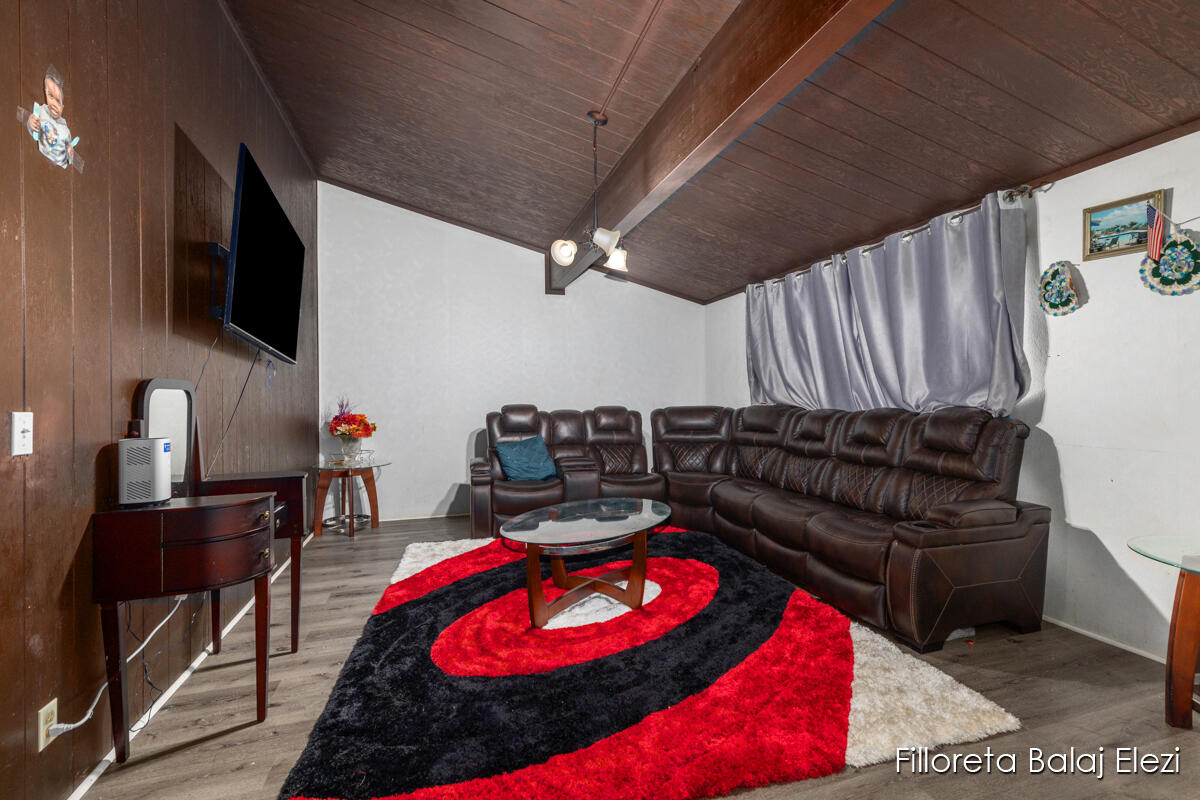 5640 Kraft Avenue SE Grand Rapids MI 49512
