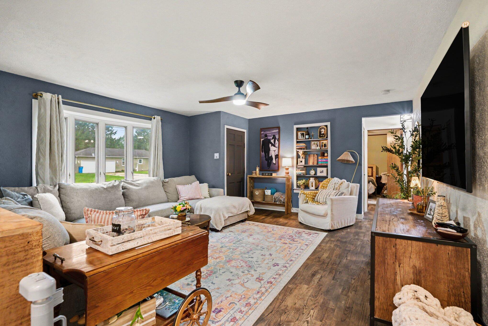 24350 Oak Street Edwardsburg MI 49112