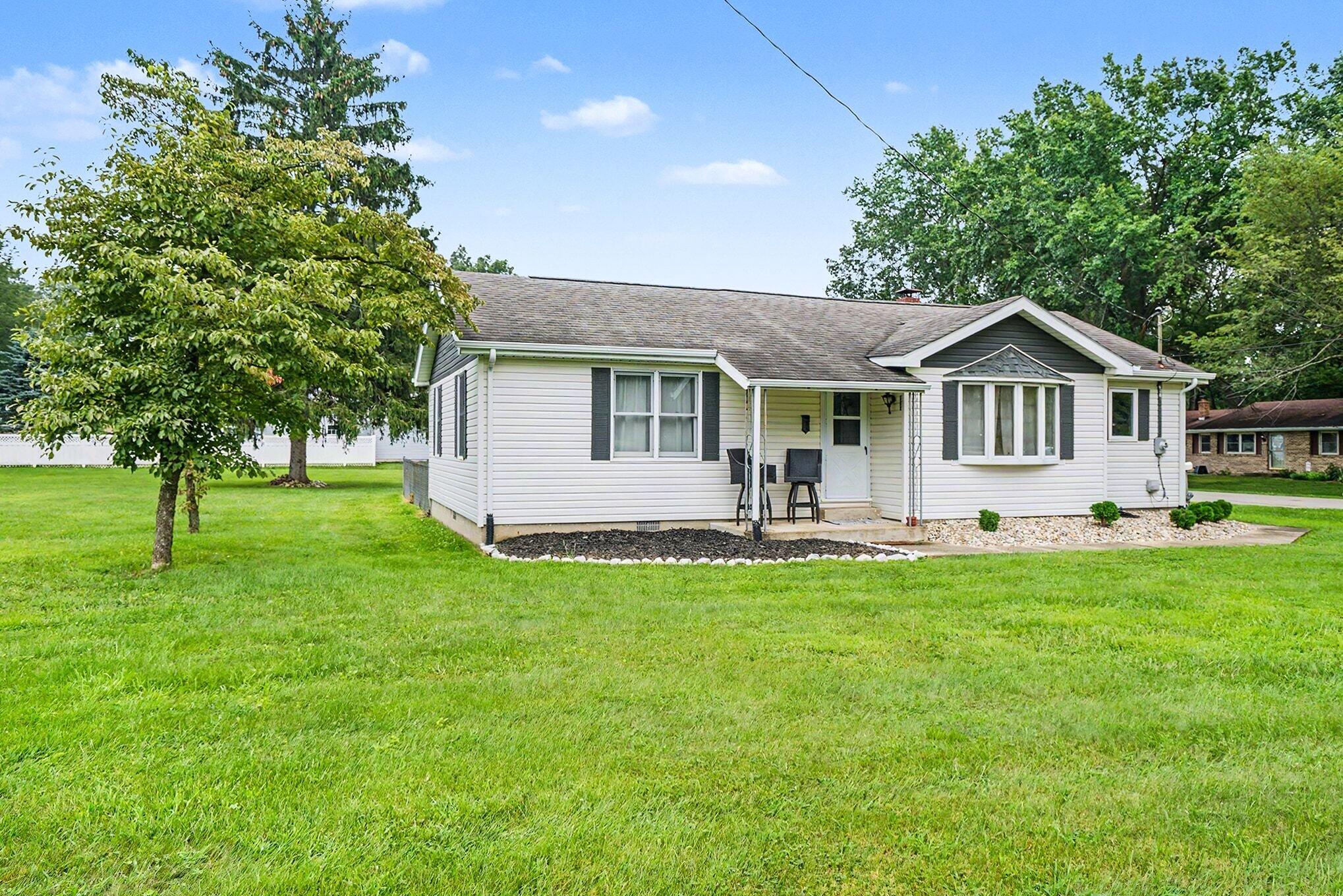 24350 Oak Street Edwardsburg MI 49112