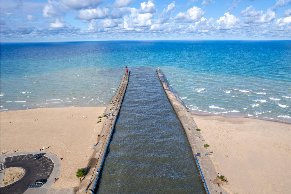 83 Michigan Avenue South Haven MI 49090