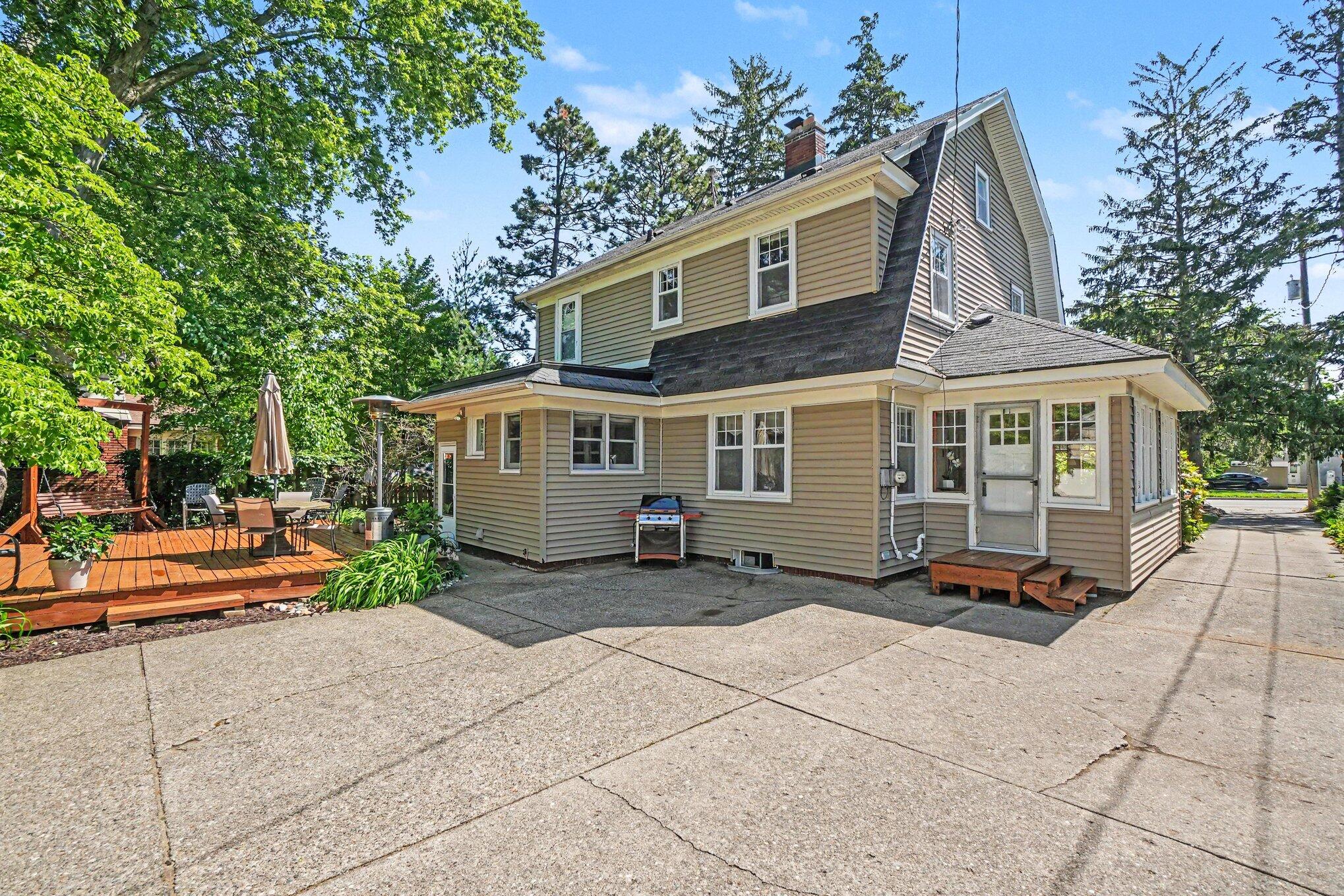 560 State Street Holland MI 49423