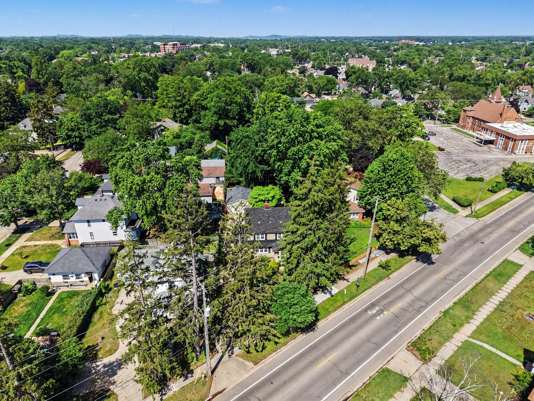 560 State Street Holland MI 49423
