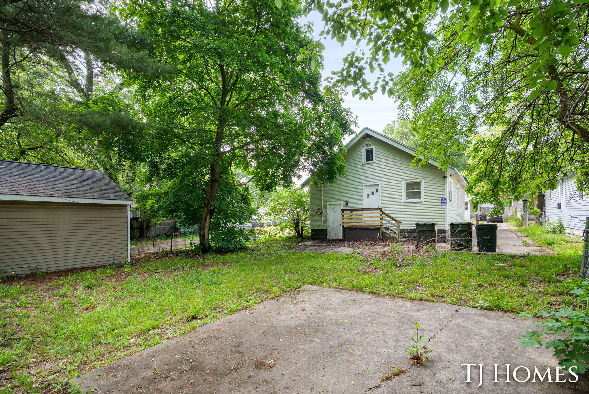 926 Emerson Avenue Muskegon MI 49442