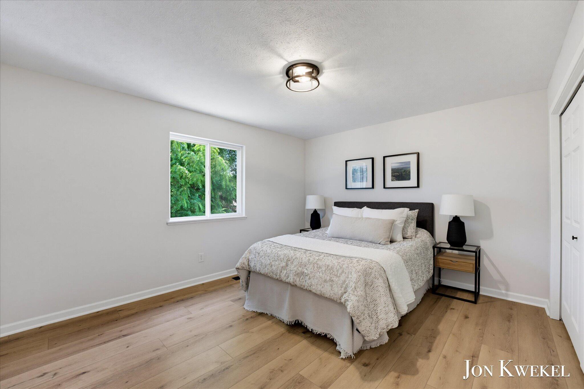 3547 Breton Valley SE Grand Rapids MI 49512