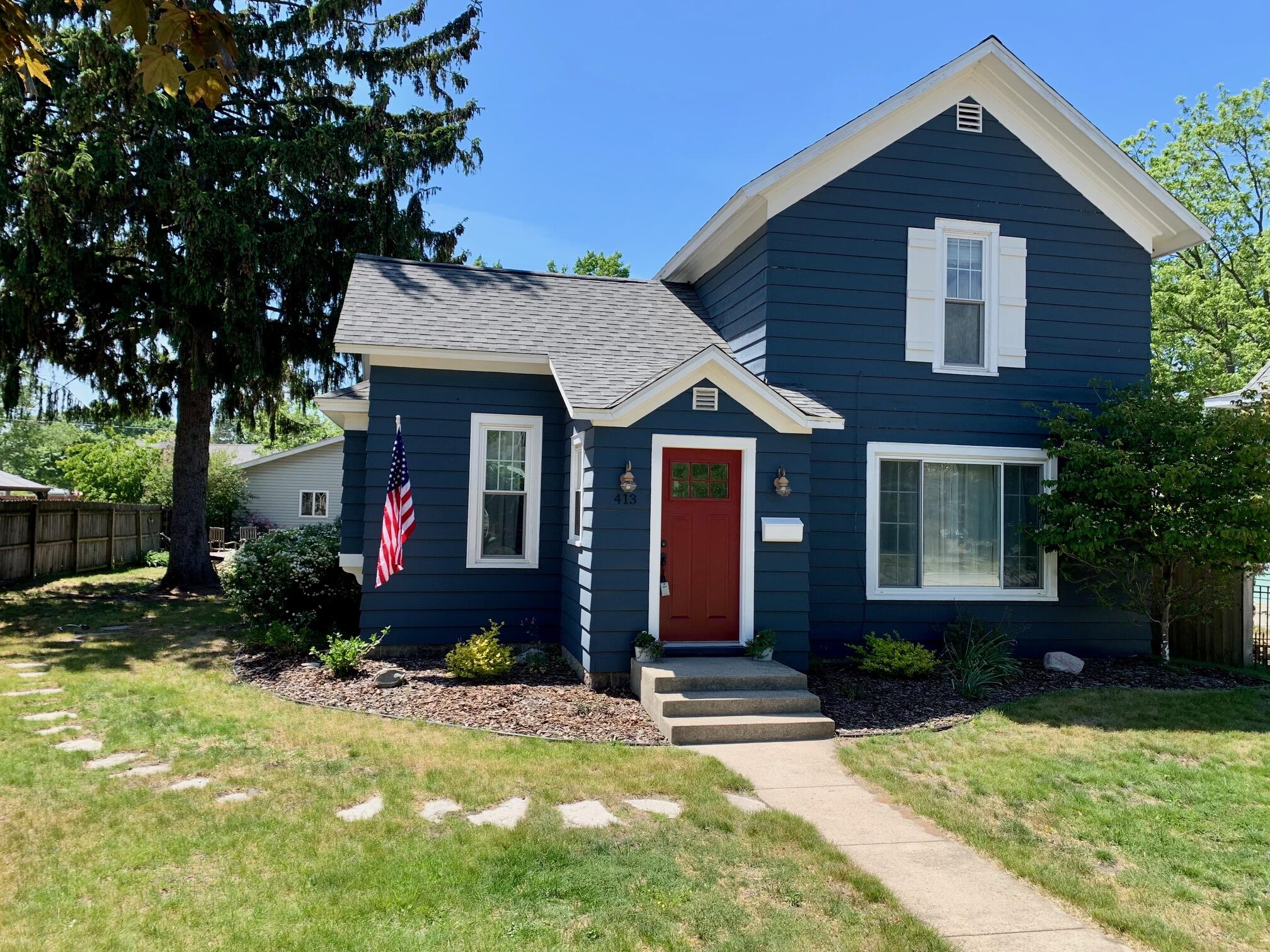 413 N Rath Avenue Ludington MI 49431