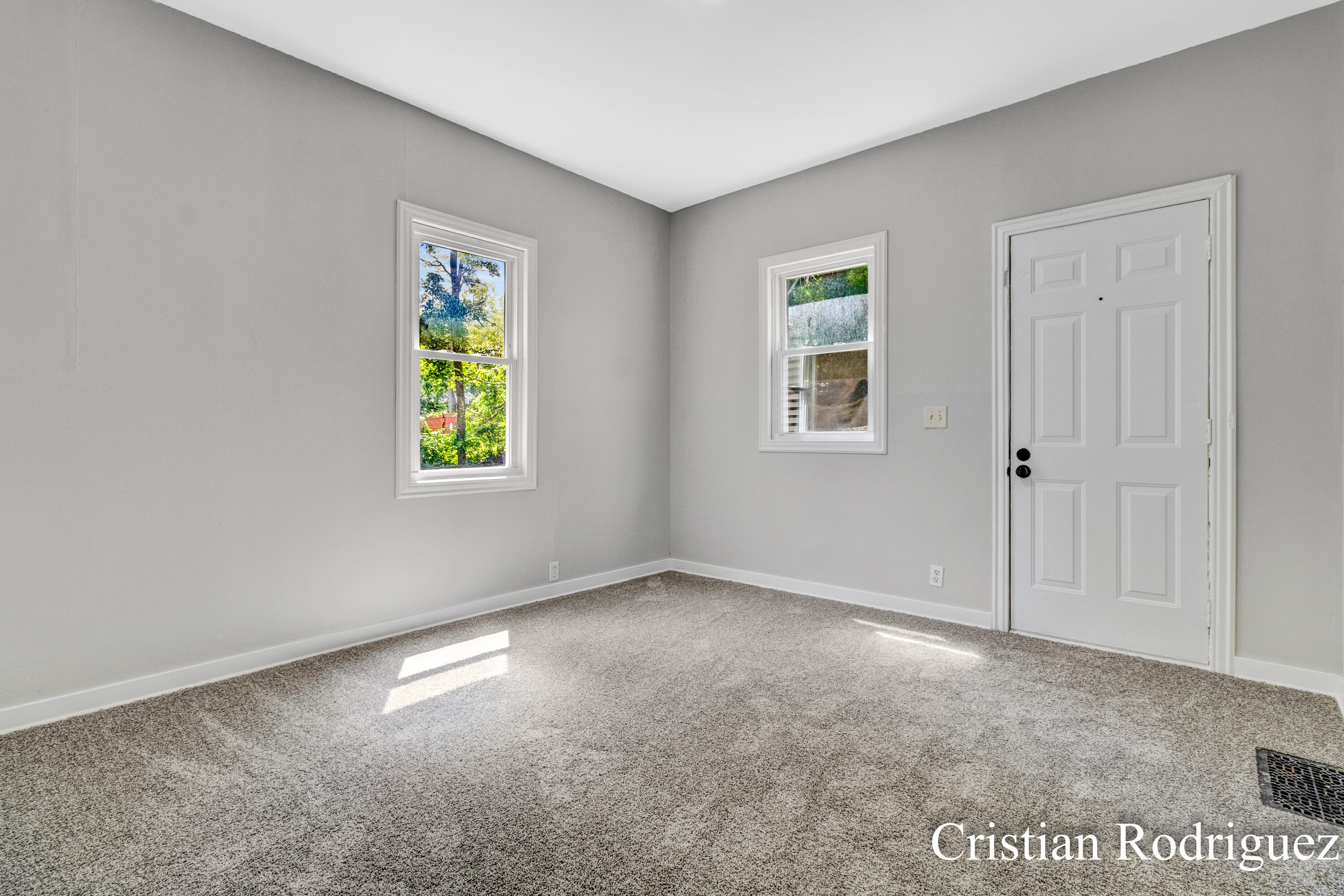 958 Dunham Street SE Grand Rapids MI 49506