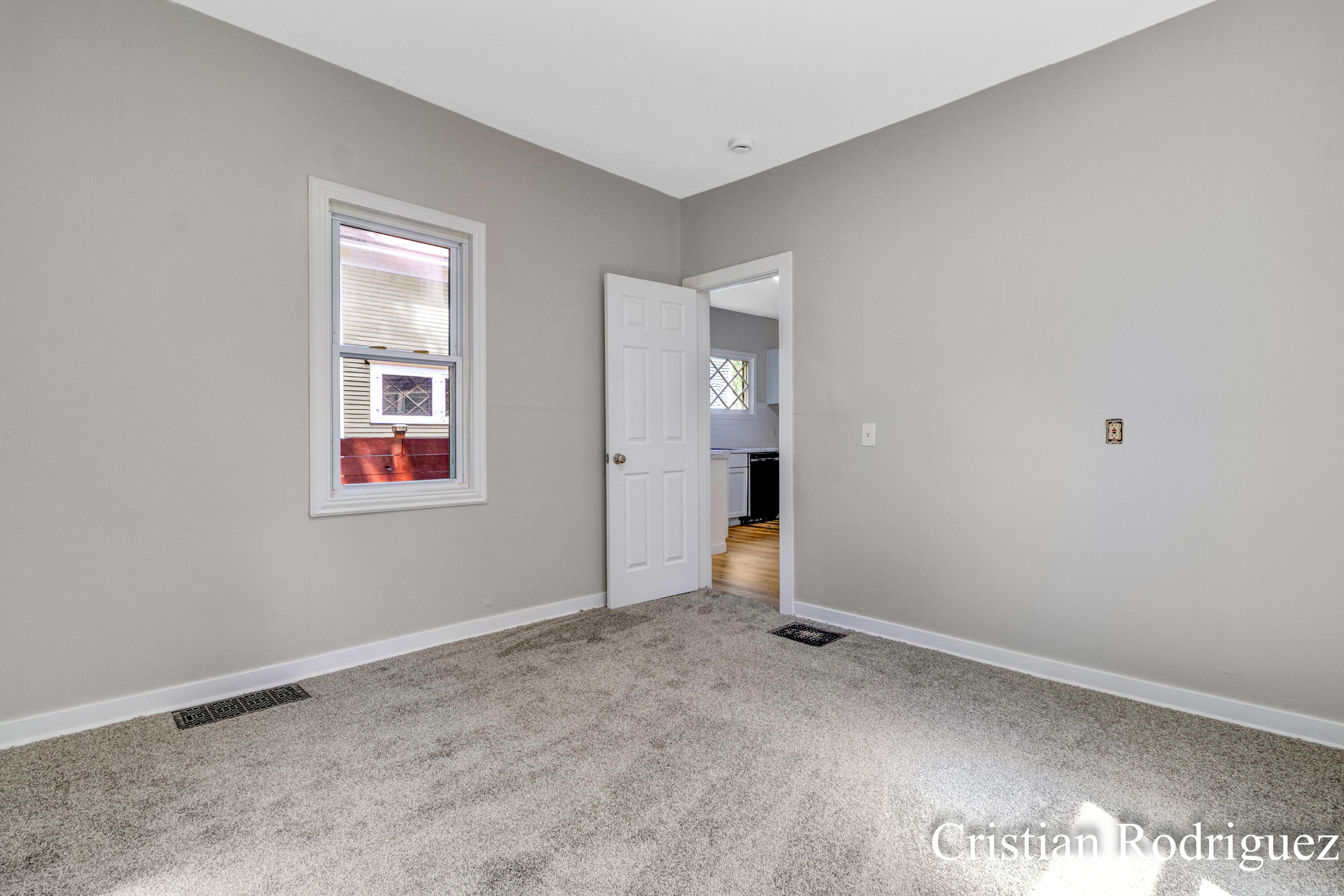 958 Dunham Street SE Grand Rapids MI 49506