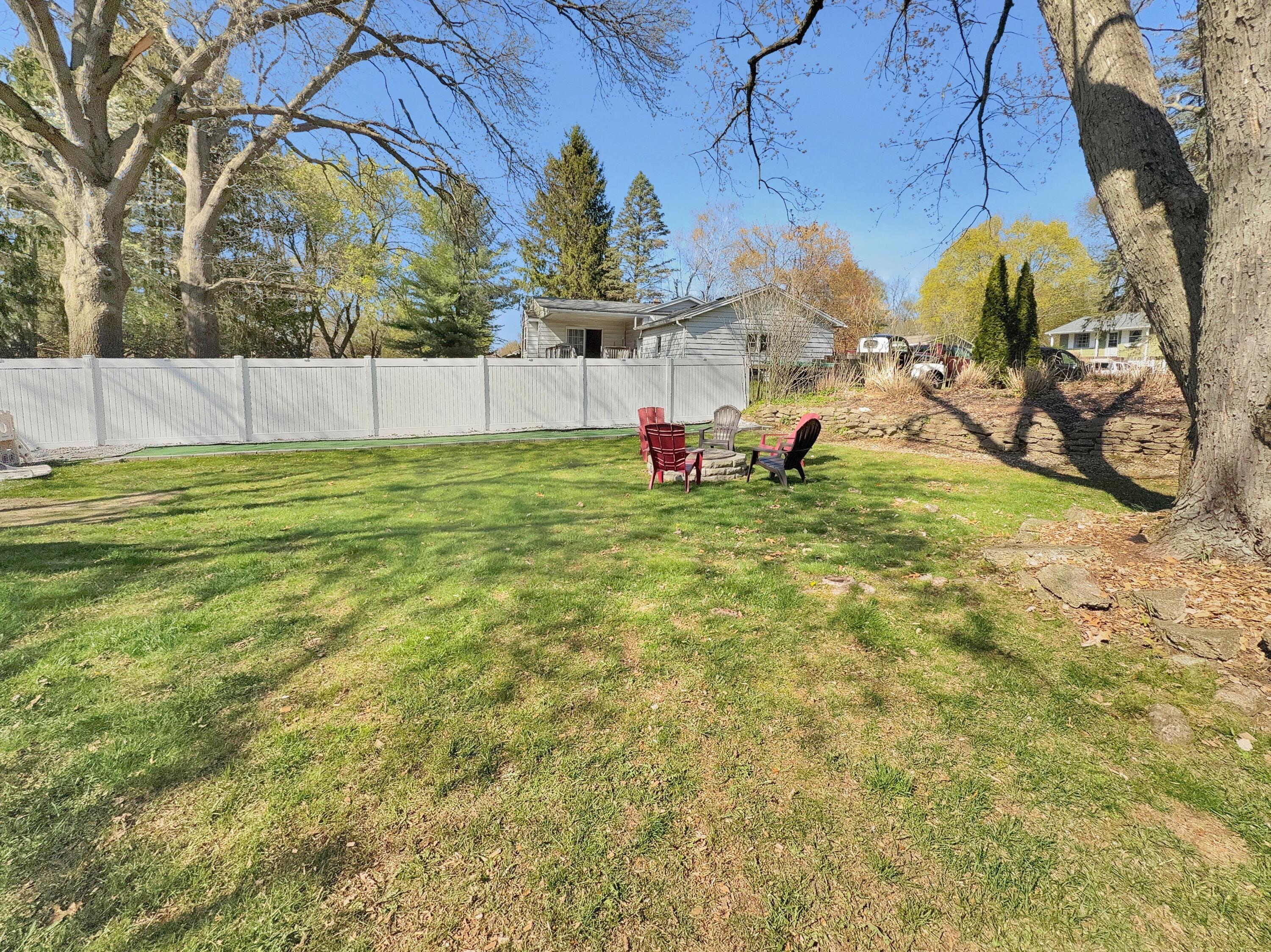 4451 Bonanza Drive NE Grand Rapids MI 49525