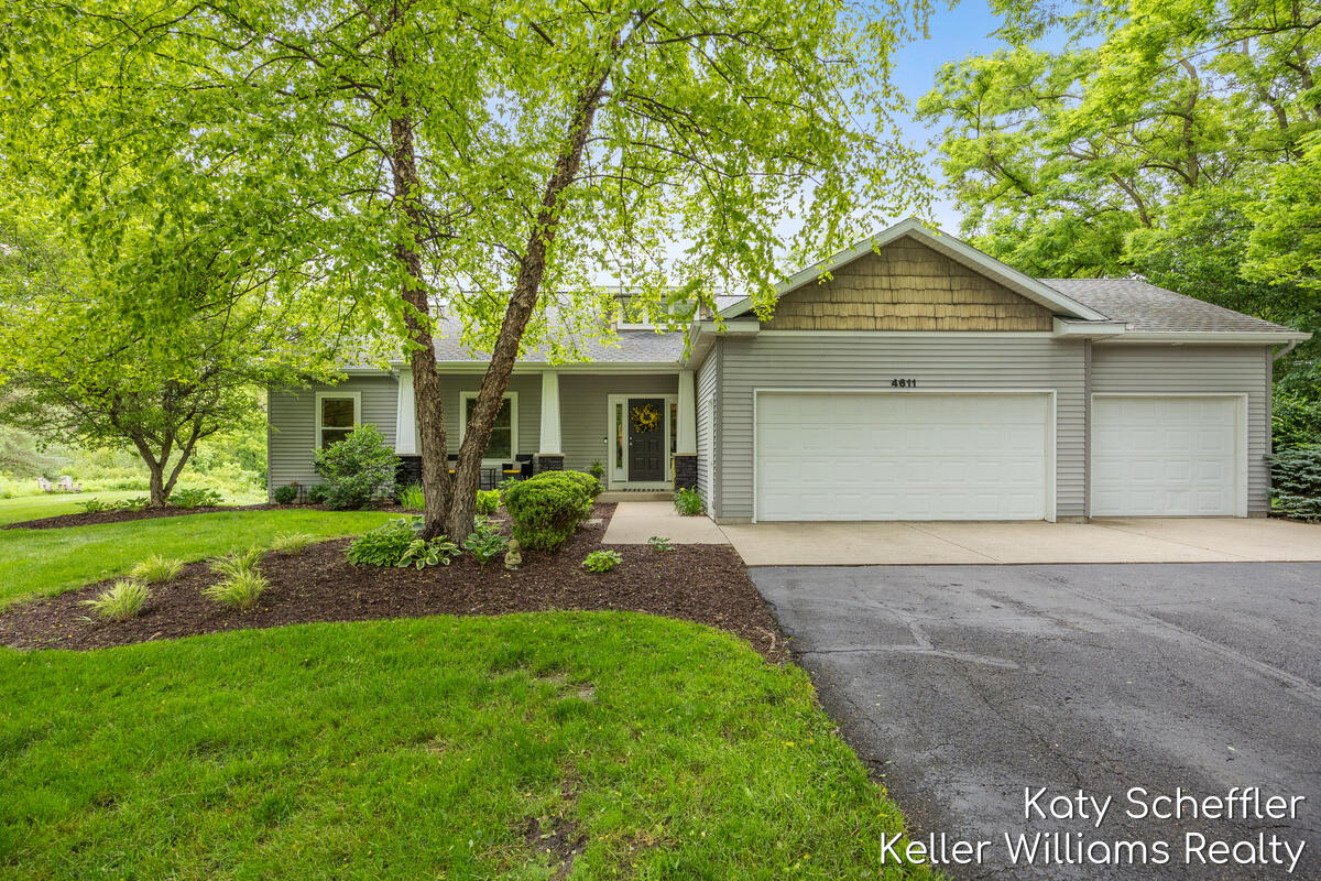 4611 Windcliff Drive NE Rockford MI 49341