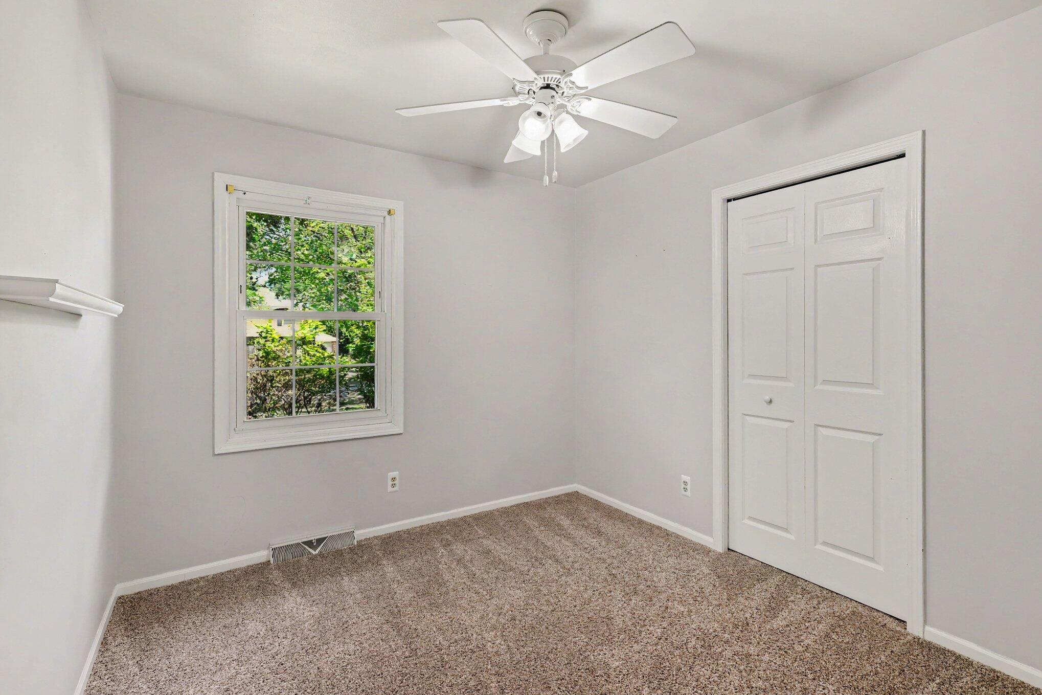 1924 Plymouth Terrace SE Grand Rapids MI 49506