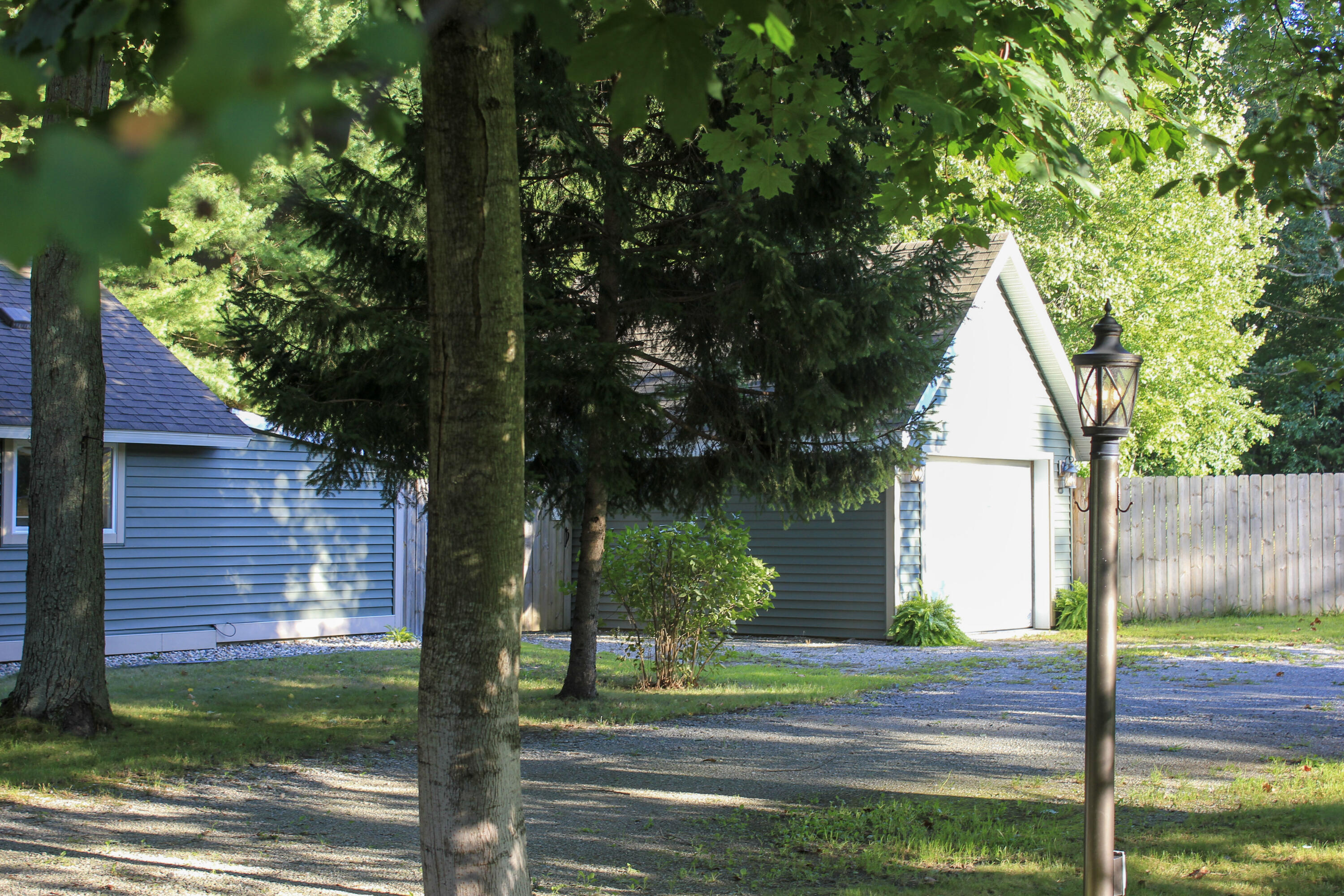 3429 W Giles Road Muskegon MI 49445
