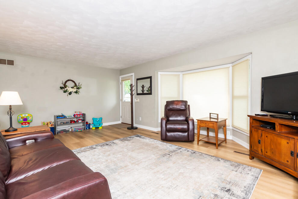3093 Thayer Avenue Kalamazoo MI 49004