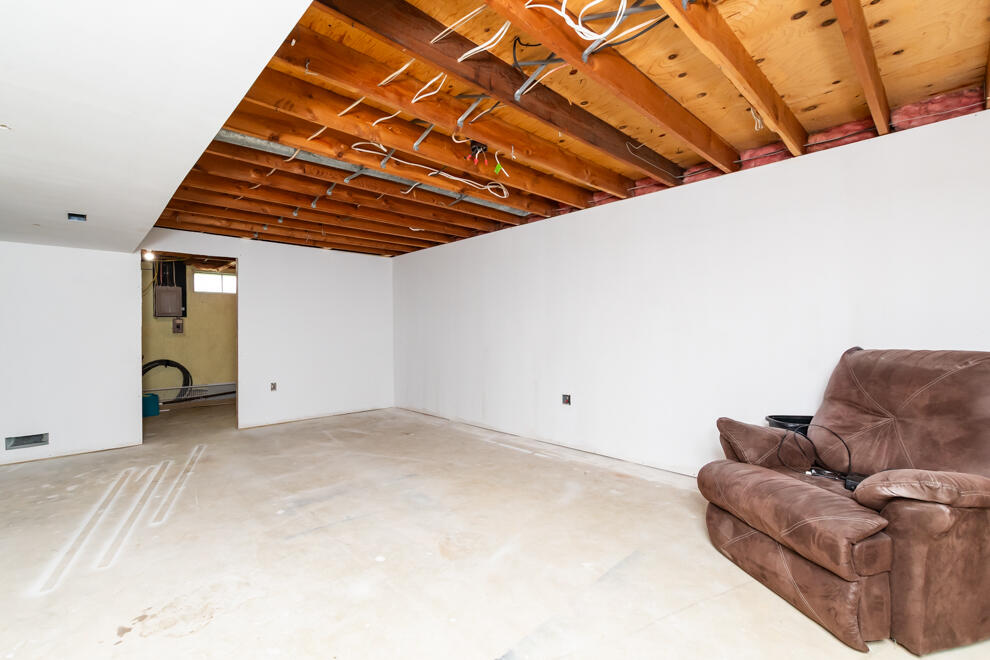 3093 Thayer Avenue Kalamazoo MI 49004