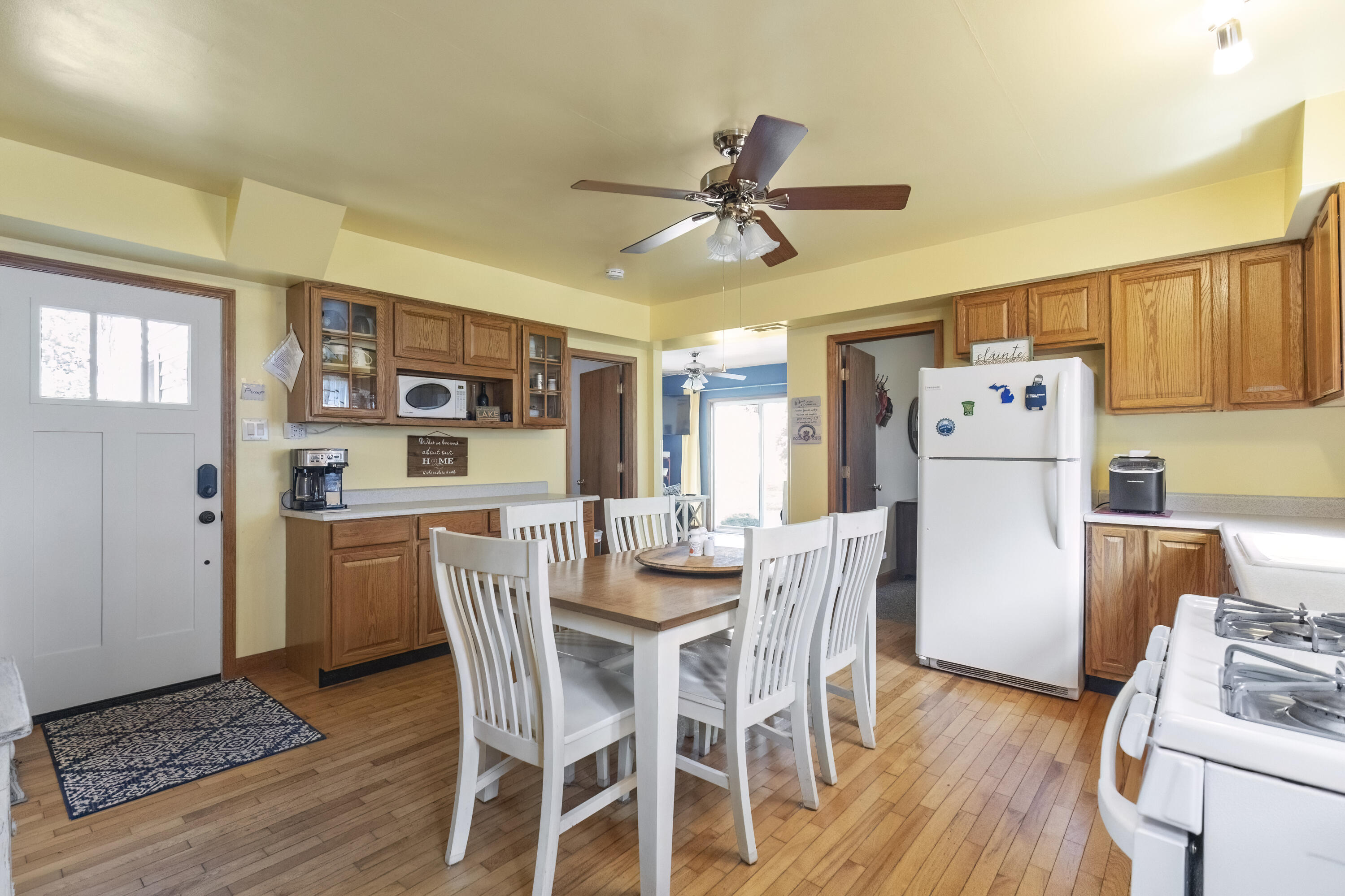 62560 Gilmore Avenue Dowagiac MI 49047