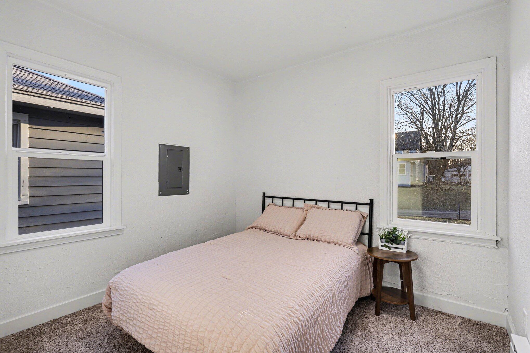 1013 Trimble Avenue Kalamazoo MI 49048