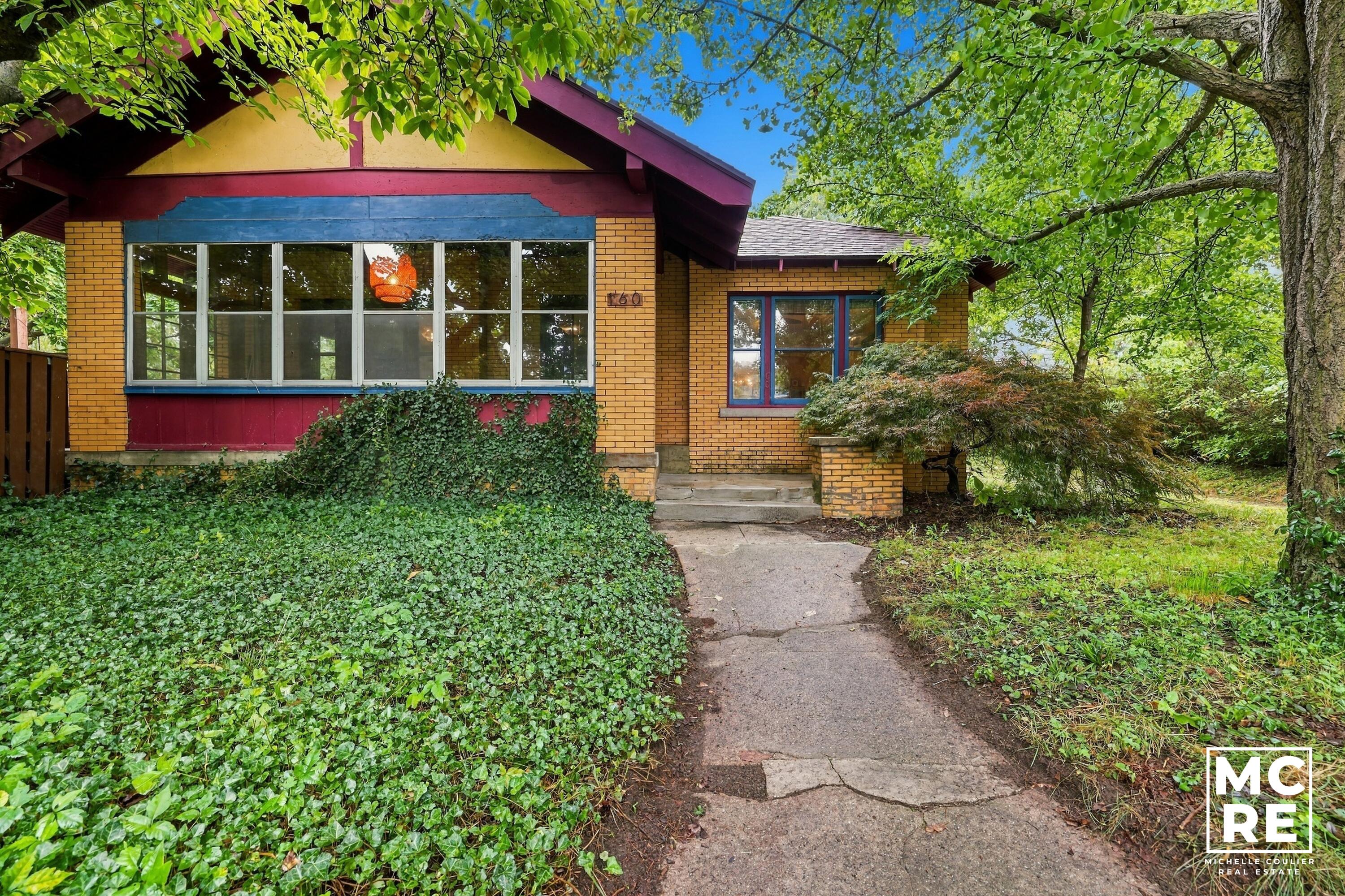 160 Burr Oak Street NE Grand Rapids MI 49505