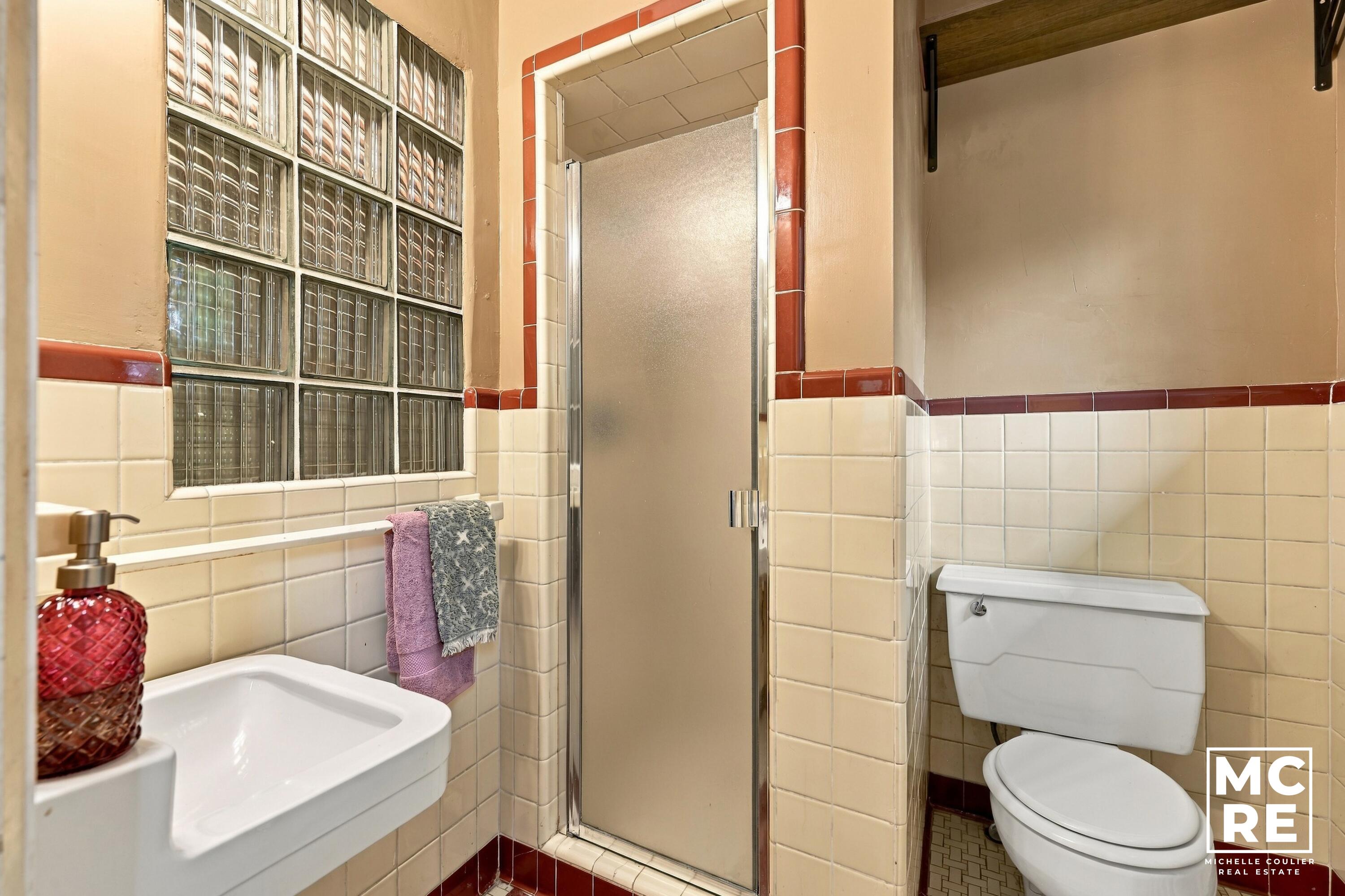 160 Burr Oak Street NE Grand Rapids MI 49505