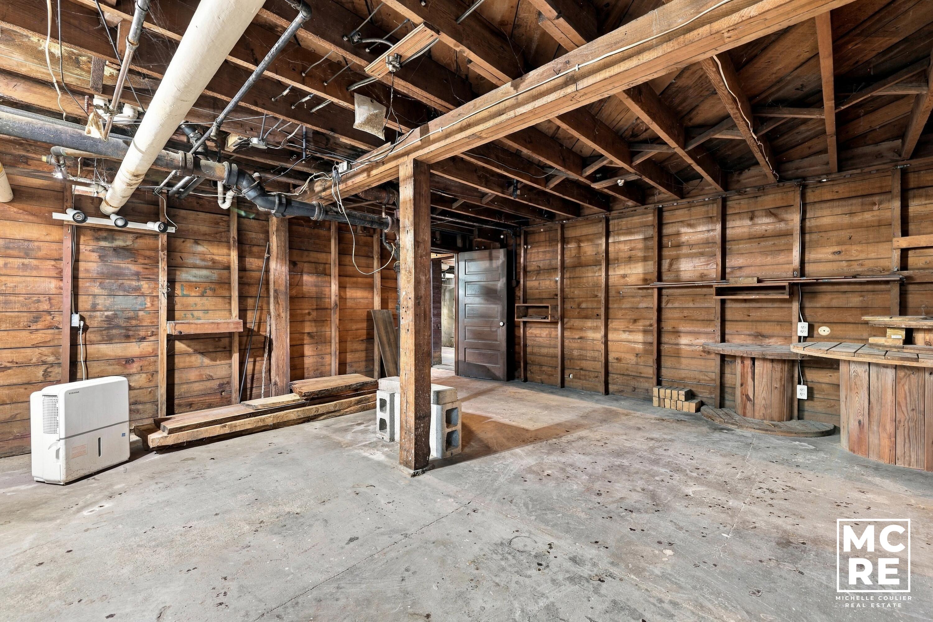 160 Burr Oak Street NE Grand Rapids MI 49505