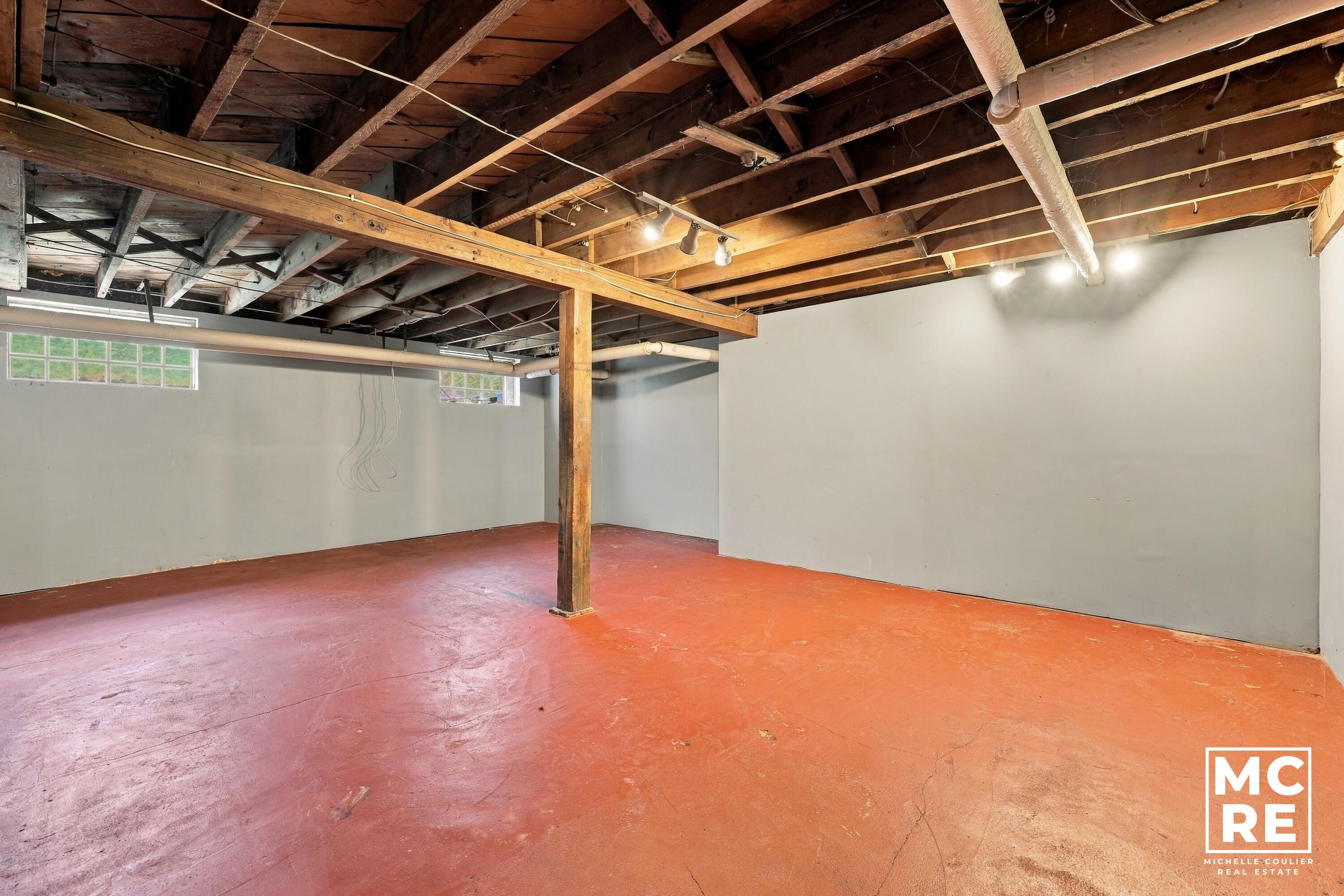 160 Burr Oak Street NE Grand Rapids MI 49505