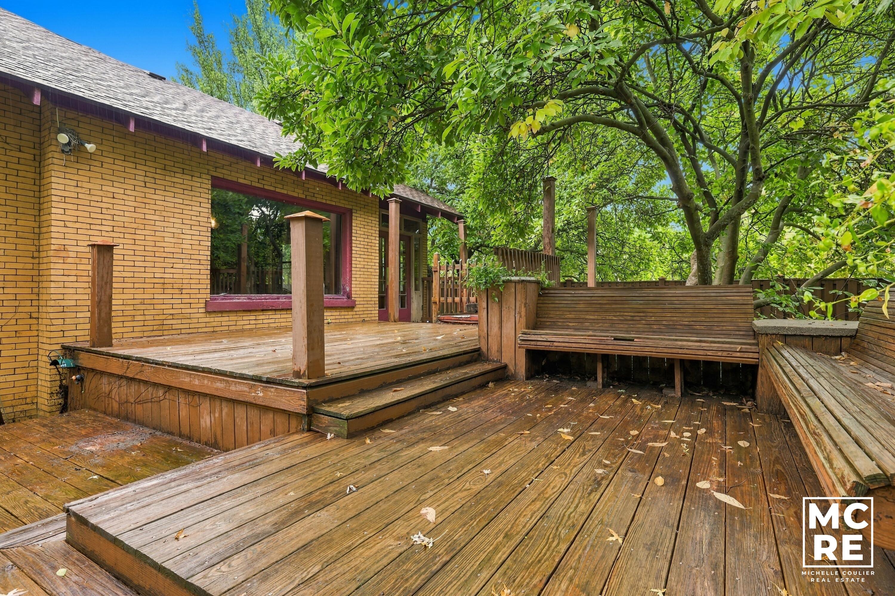 160 Burr Oak Street NE Grand Rapids MI 49505