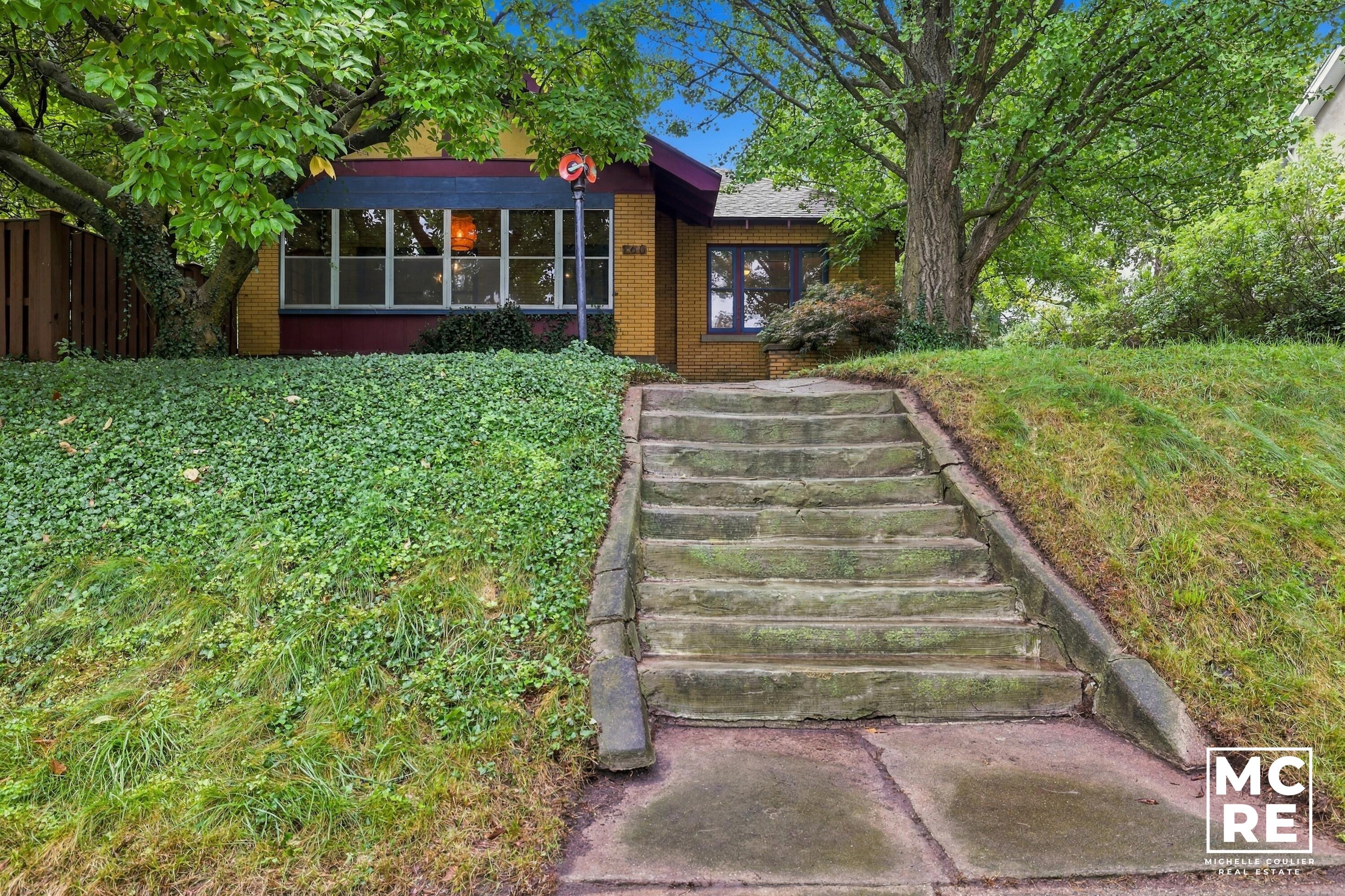 160 Burr Oak Street NE Grand Rapids MI 49505