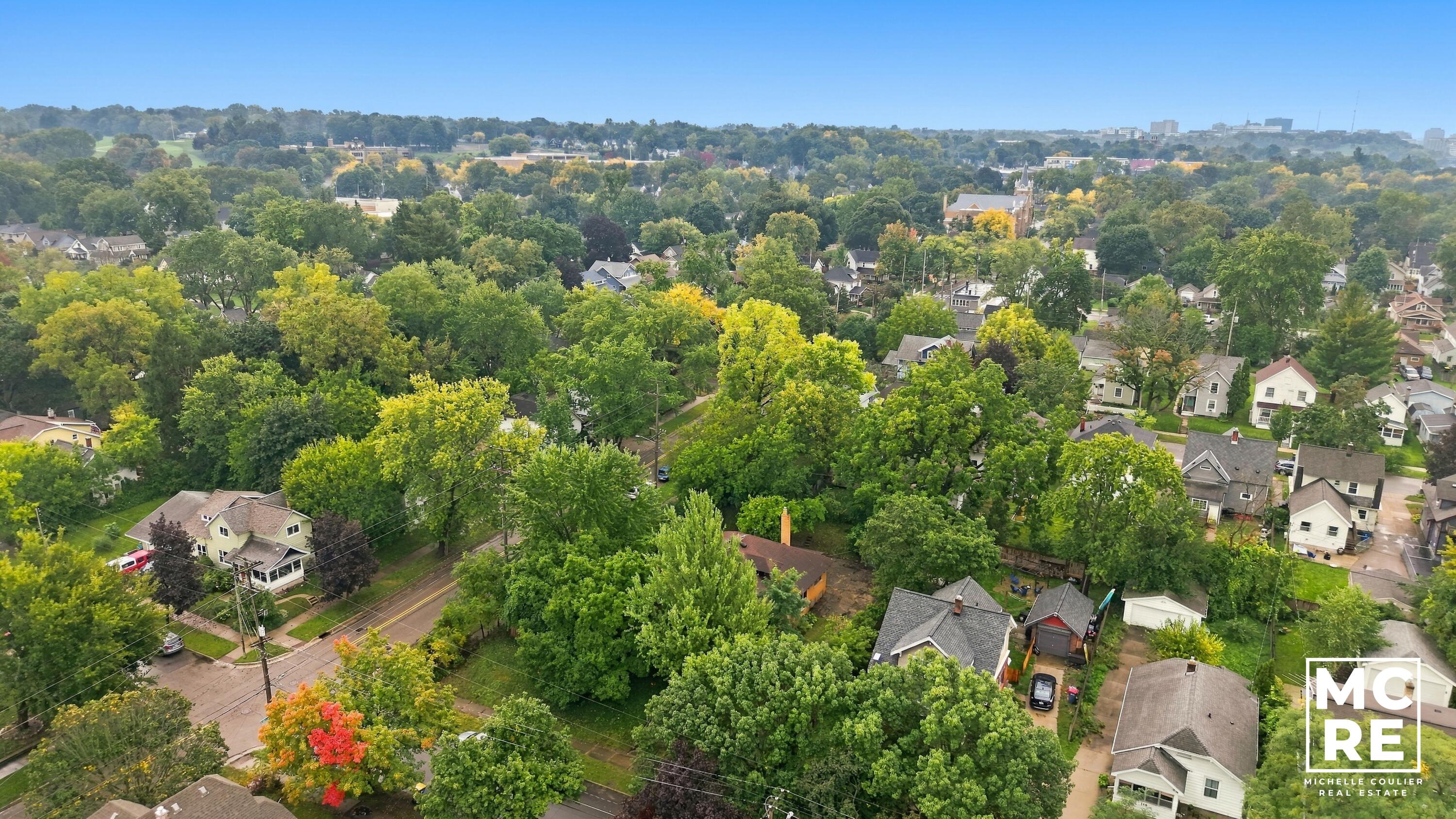160 Burr Oak Street NE Grand Rapids MI 49505