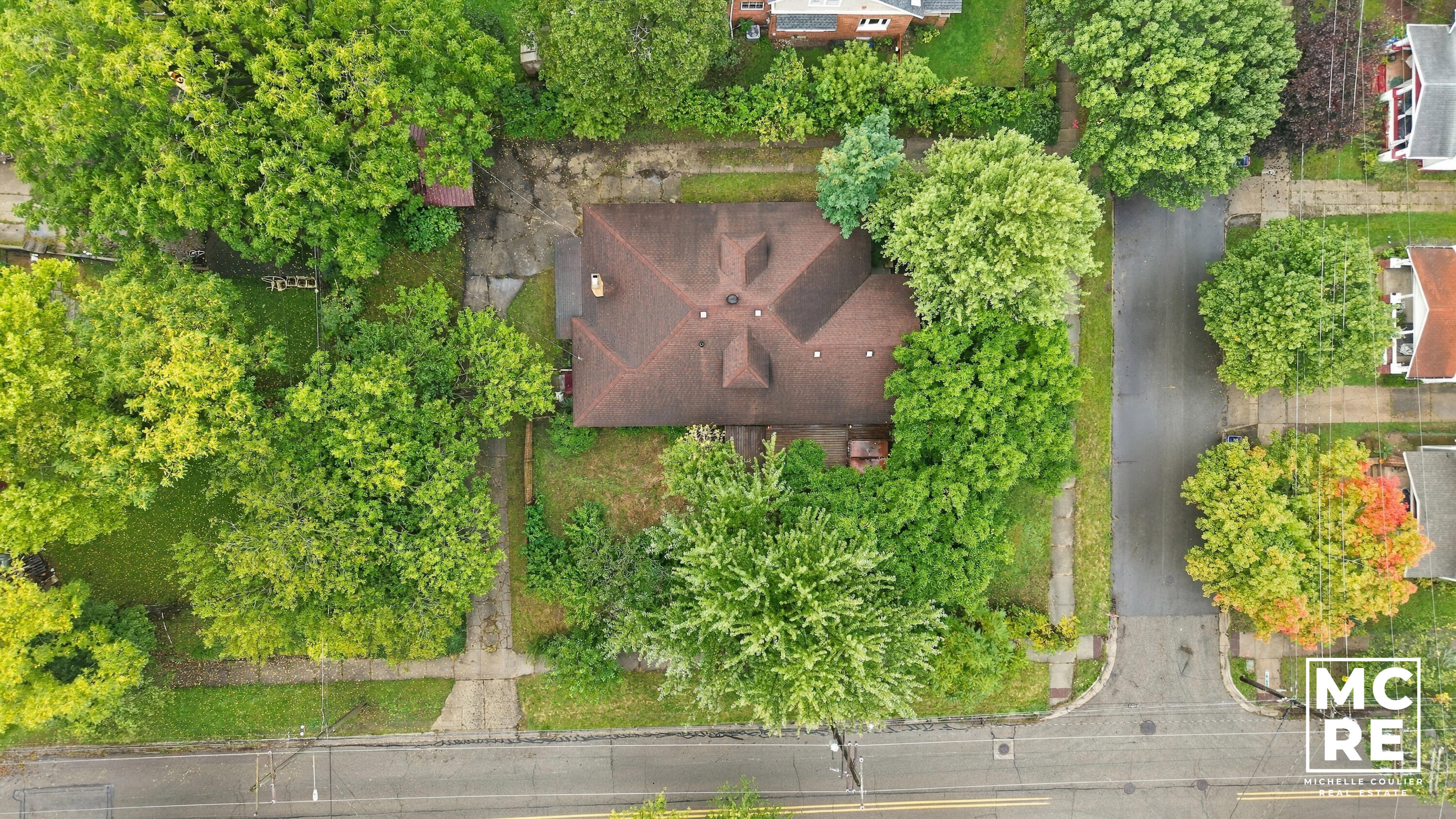 160 Burr Oak Street NE Grand Rapids MI 49505